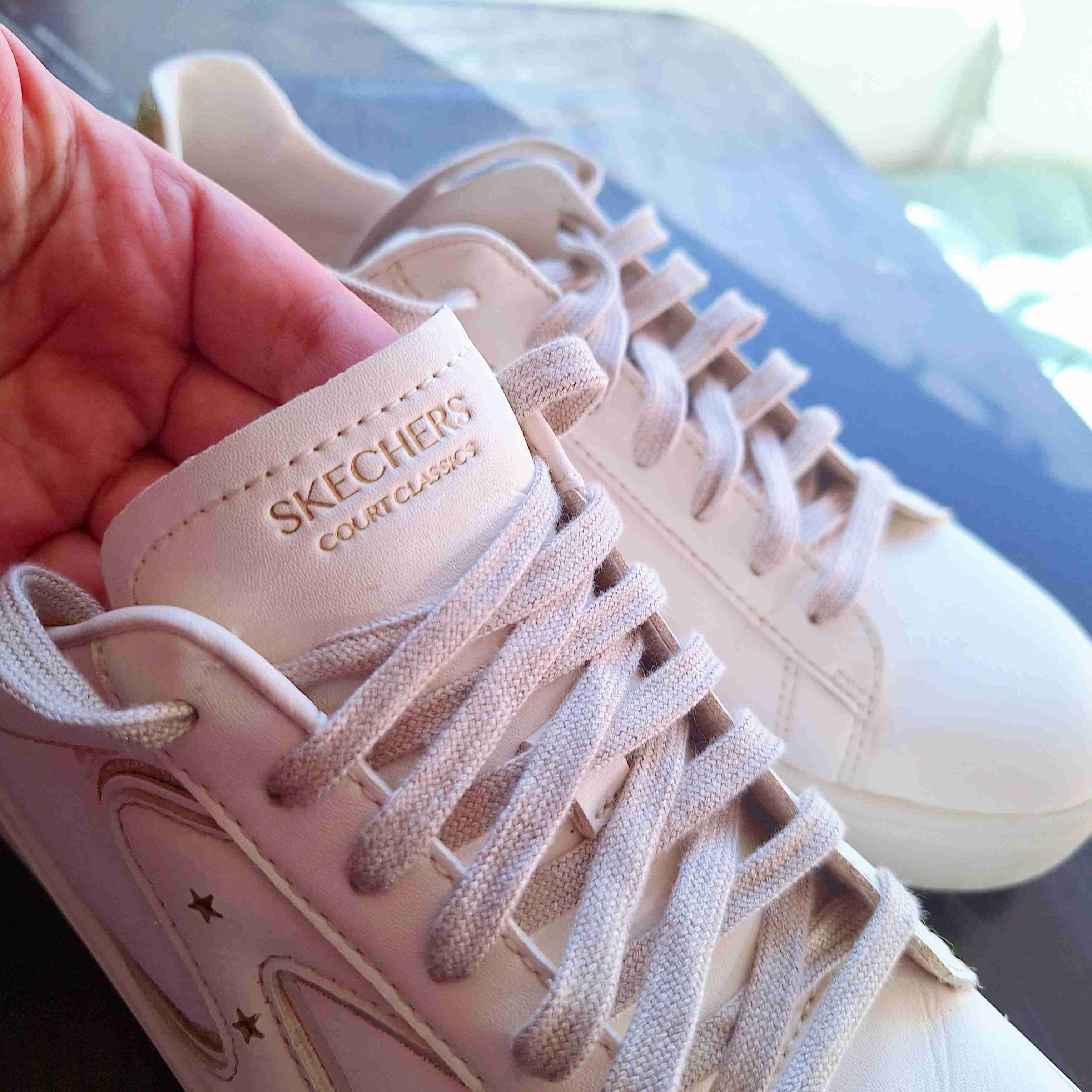 Zapatillas Skechers blancas, 1.postura - miniatura 3