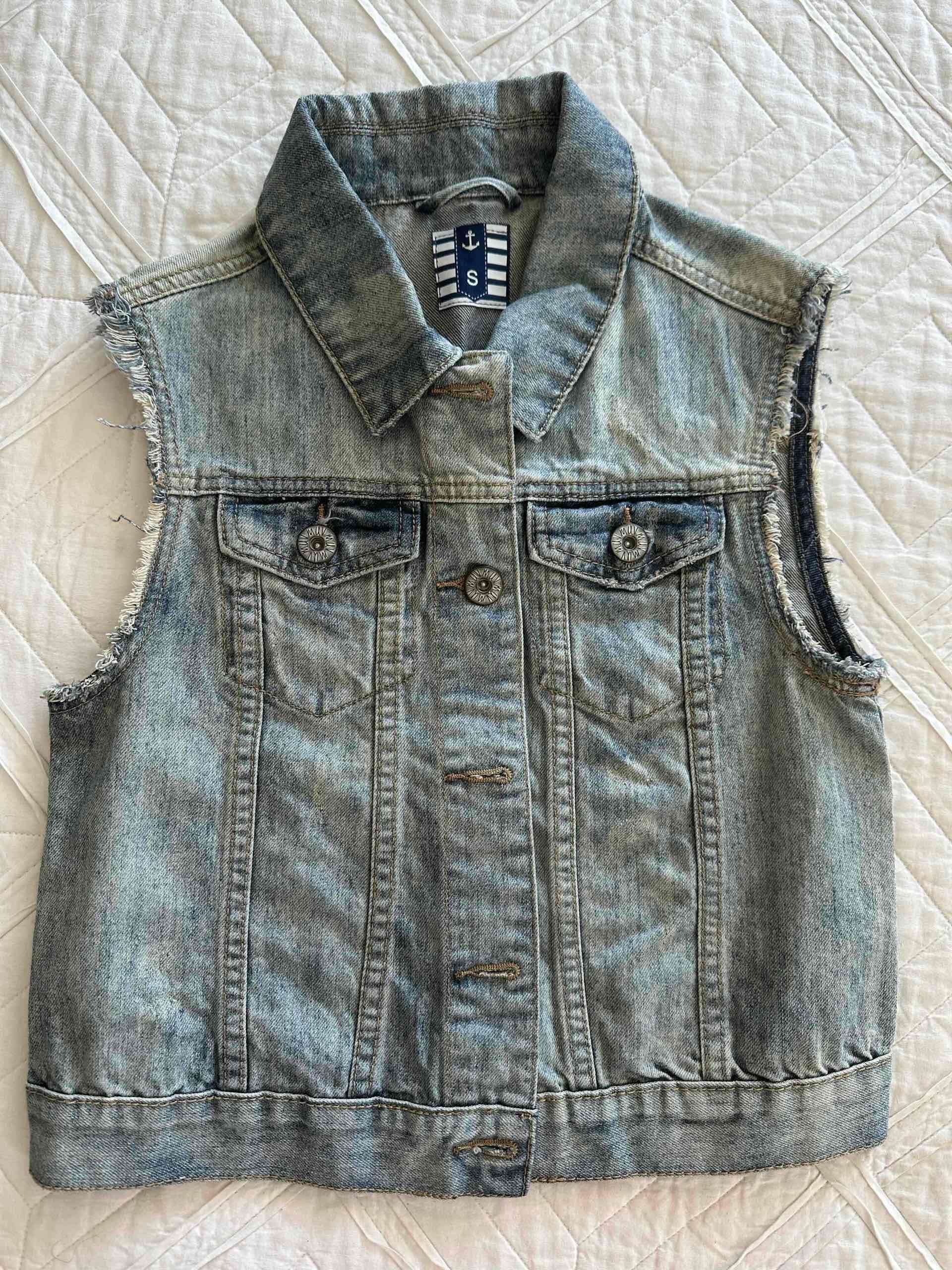 Chaleco jeans sin mangas - 1