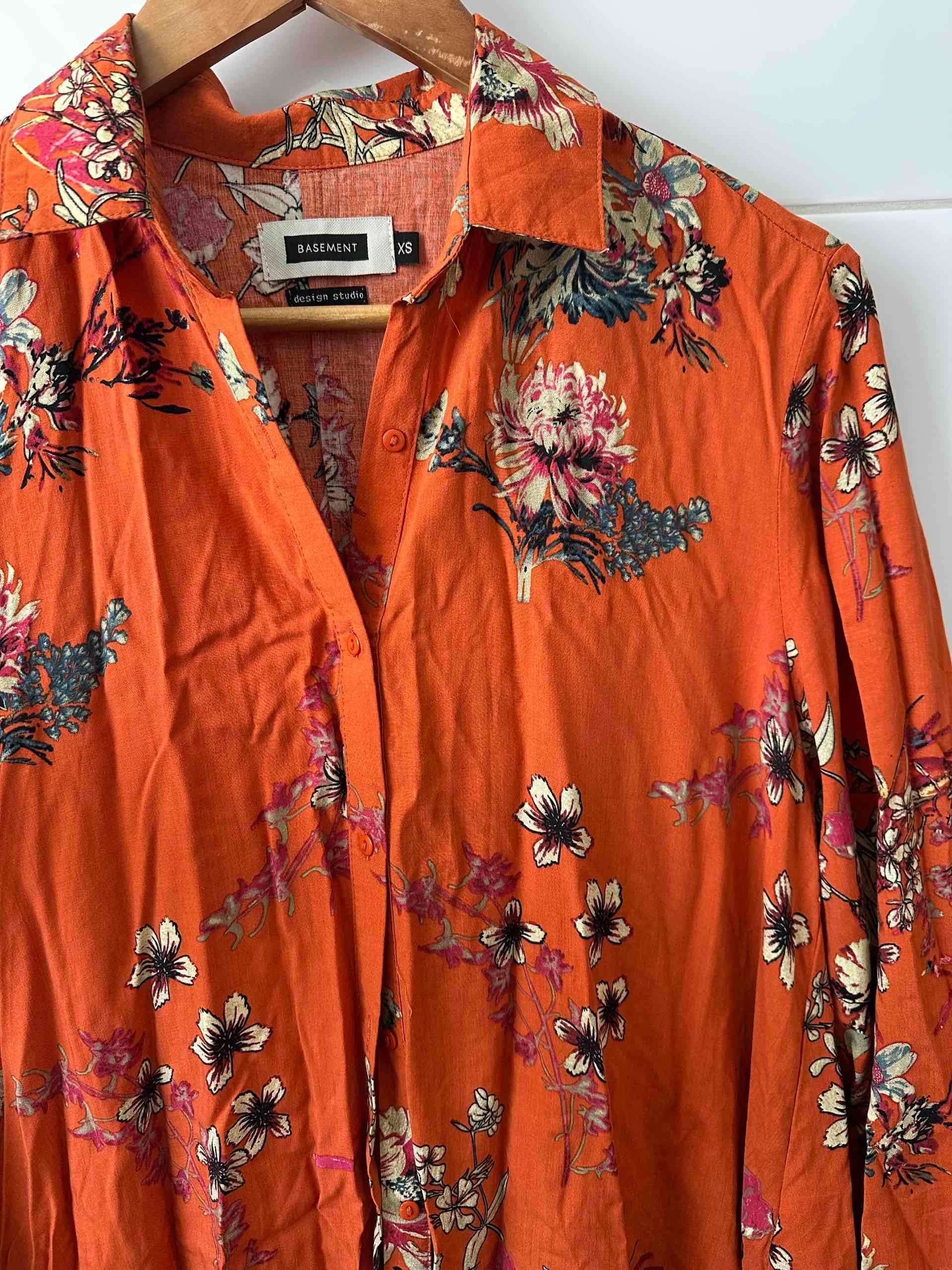 Vestido floral anaranjado - miniatura 2