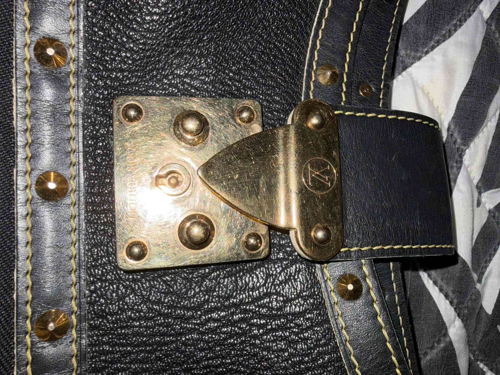 Cartera negra Louis Vuitton - 2