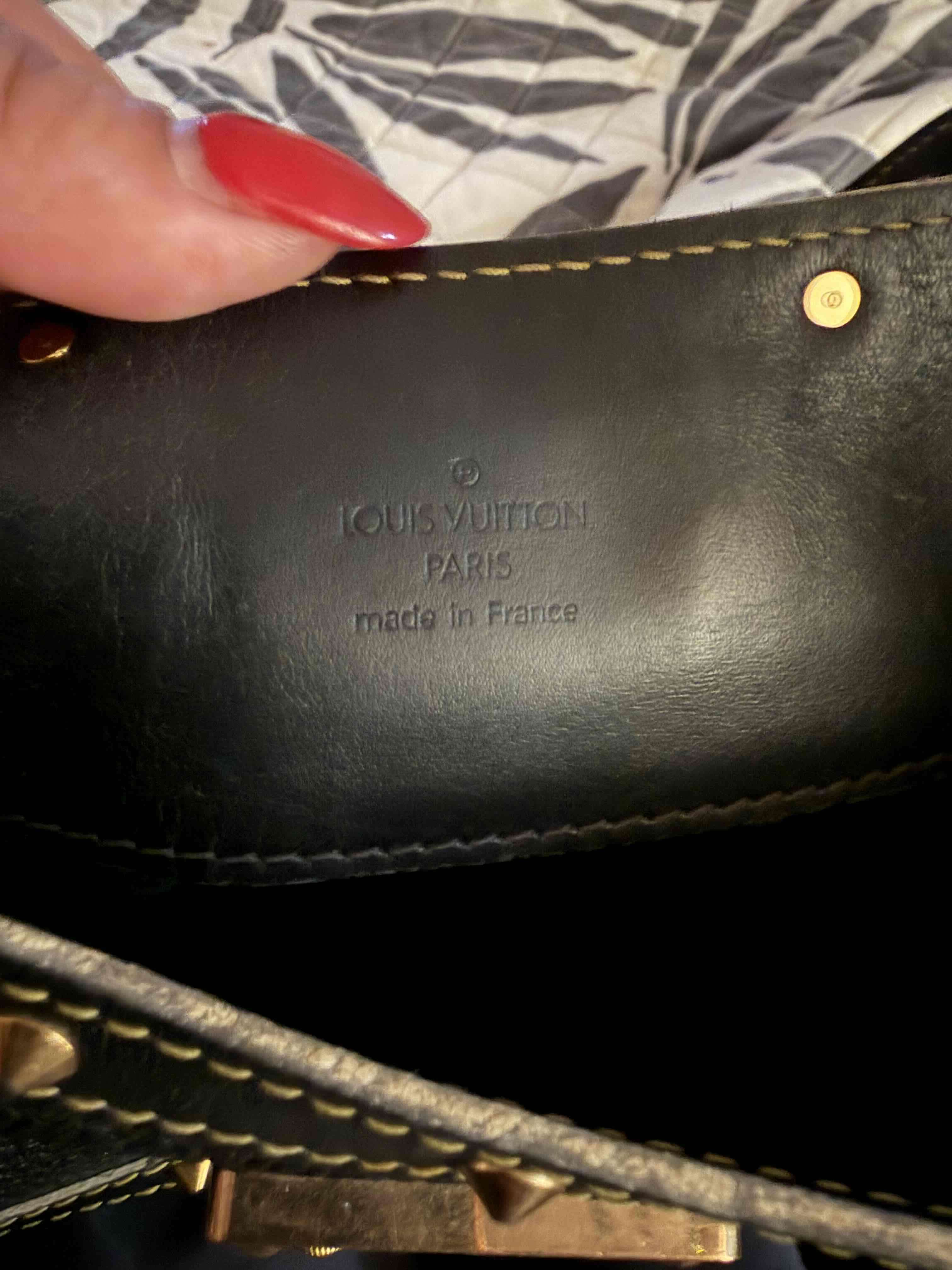 Cartera negra Louis Vuitton - 5