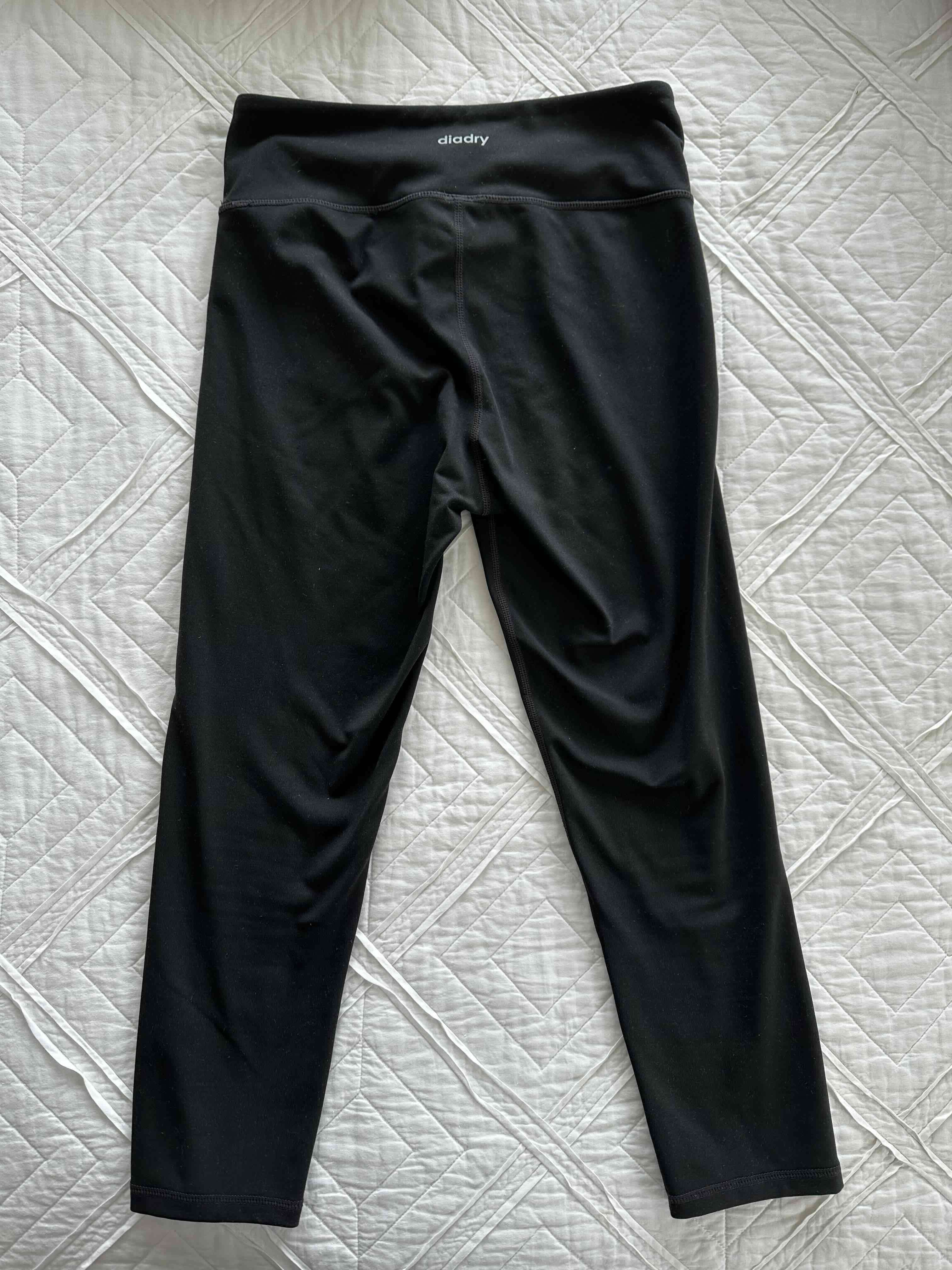 Calzas deportivas negras - 2