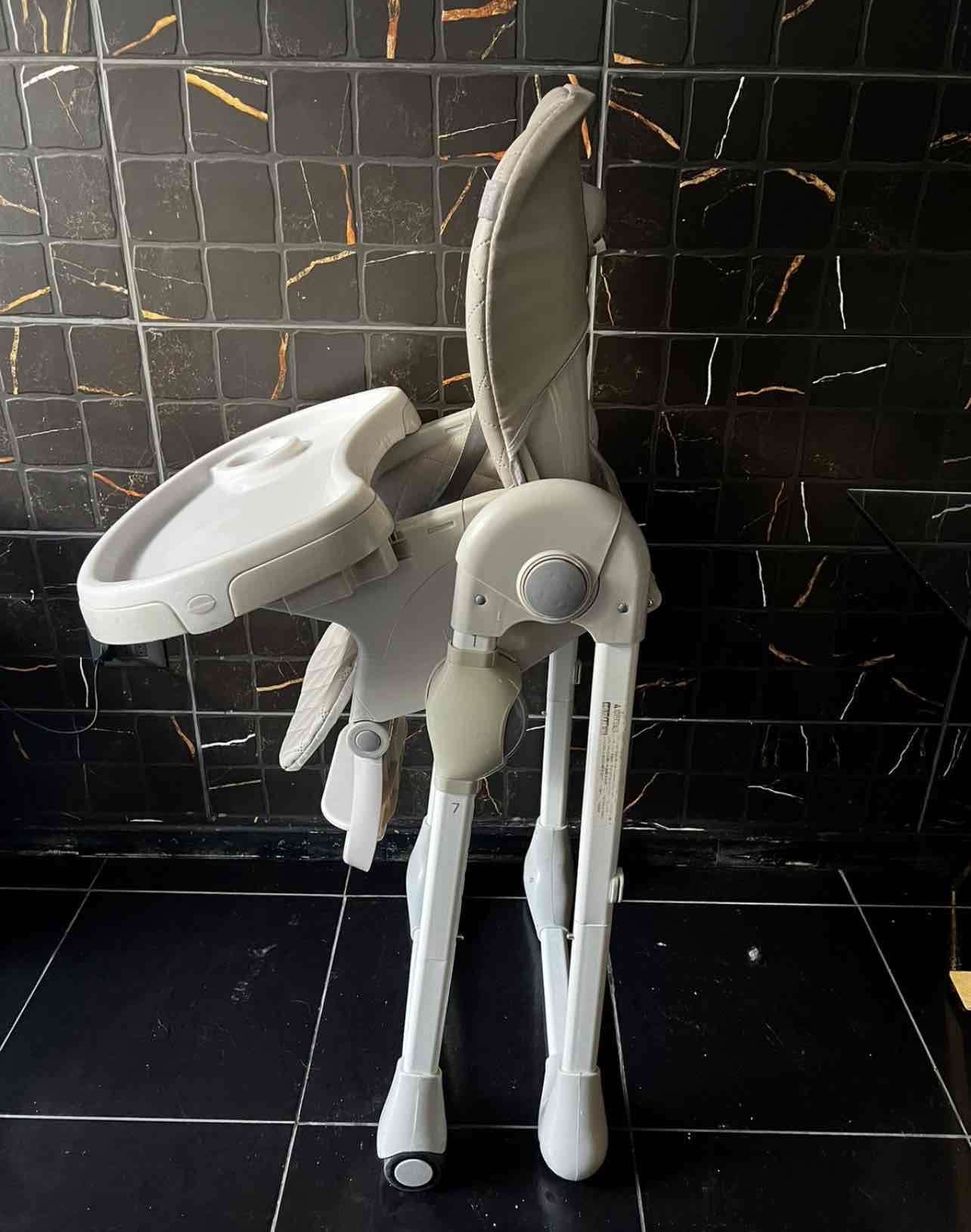 Silla de comer para bebé ajustable - miniatura 4