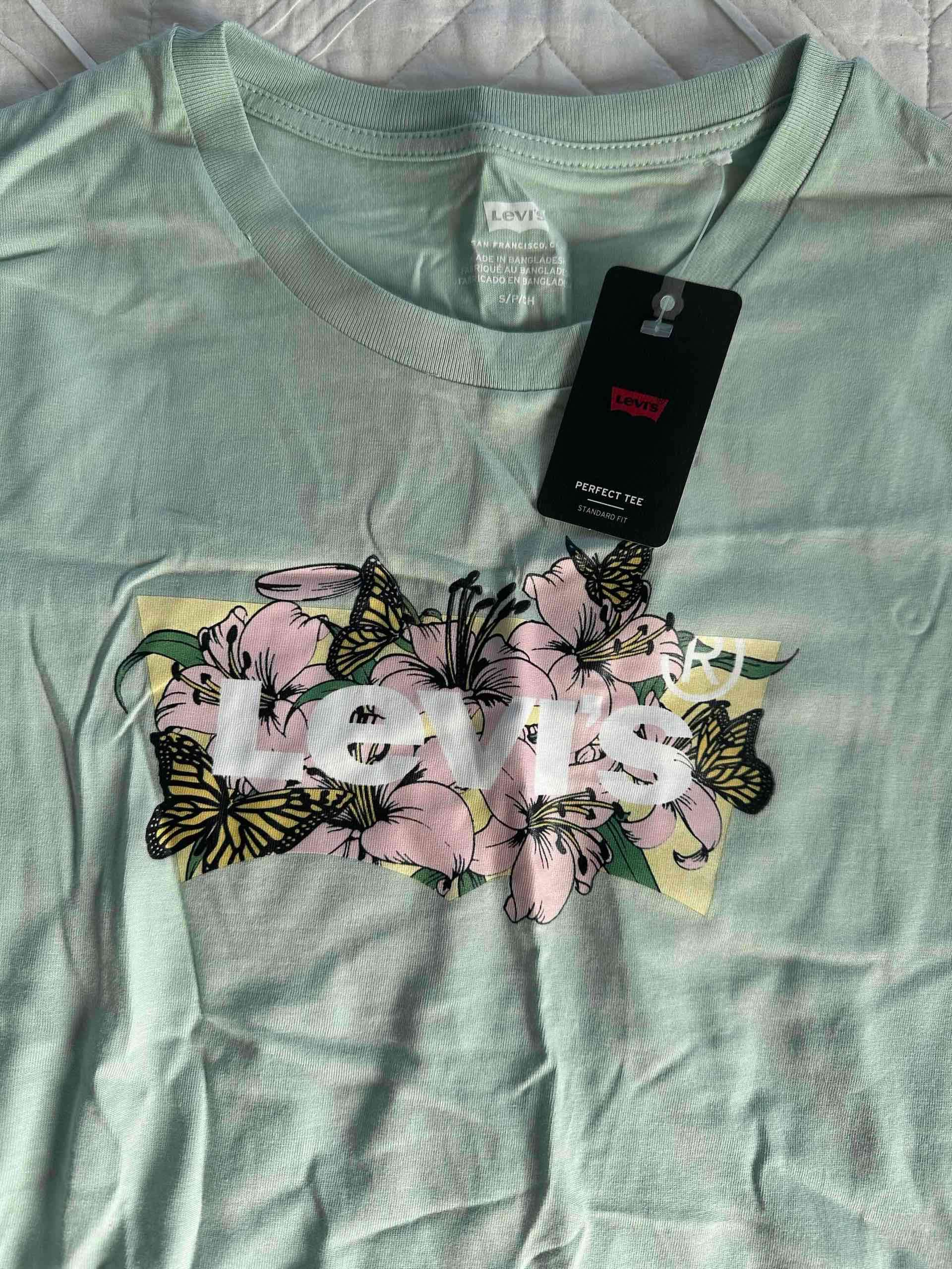 Polera Levi's estampada verde - miniatura 2