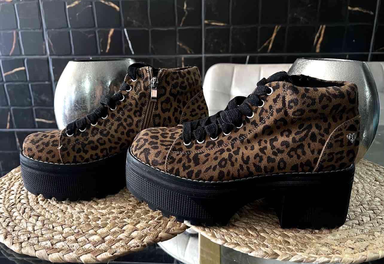 Botines con plataforma animal print - miniatura 2