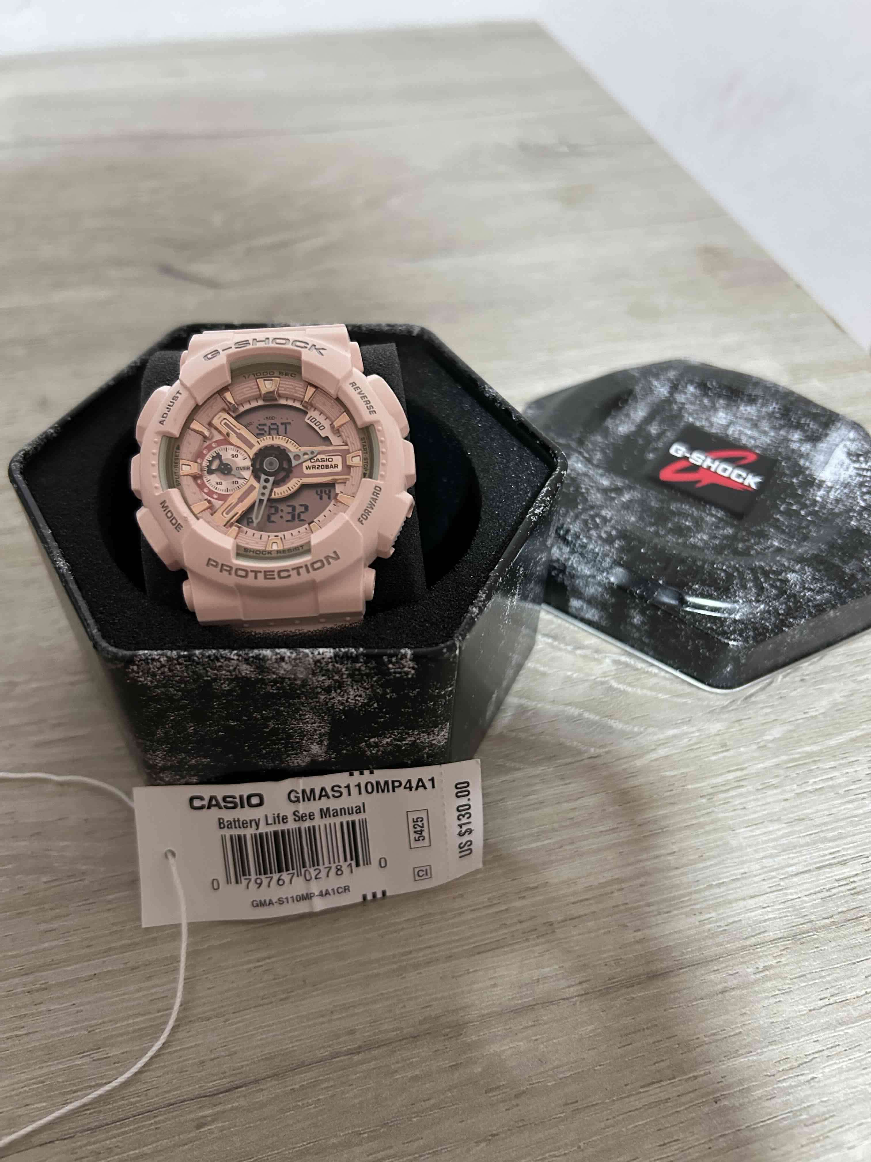 Reloj Casio G-Shock Blanco y Rosa - miniatura 2