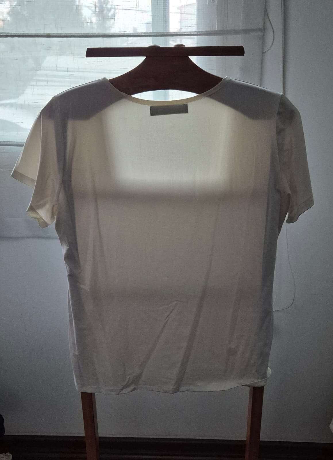 Polera blanca básica - 1