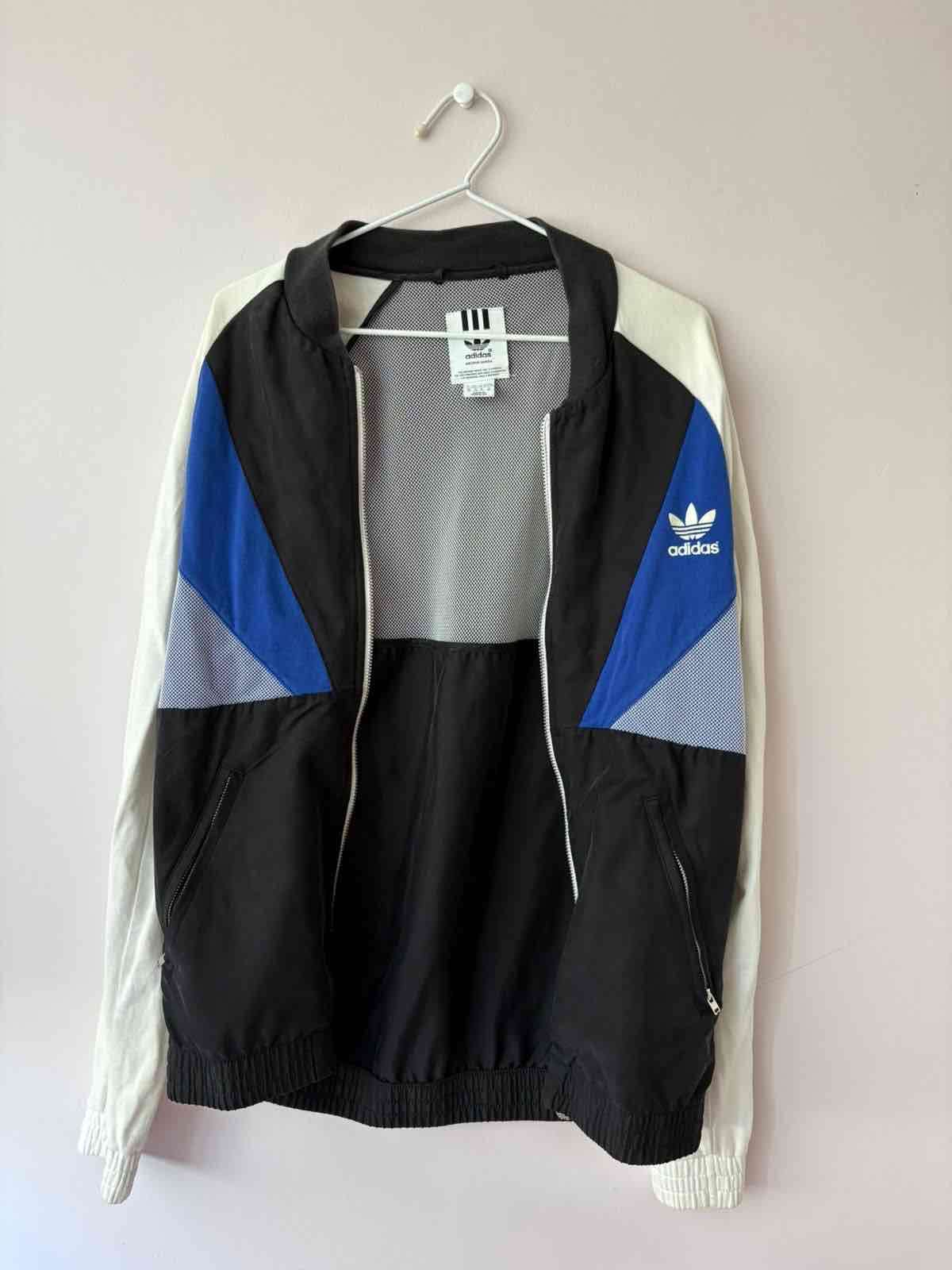 Polerón deportivo Adidas negra y azul M - 1