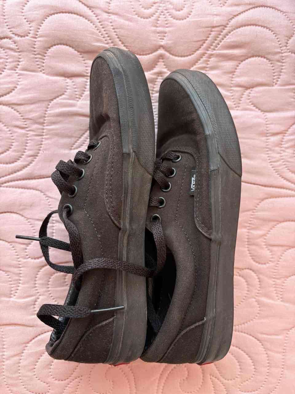 Zapatillas Vans negras estilo casual - miniatura 3