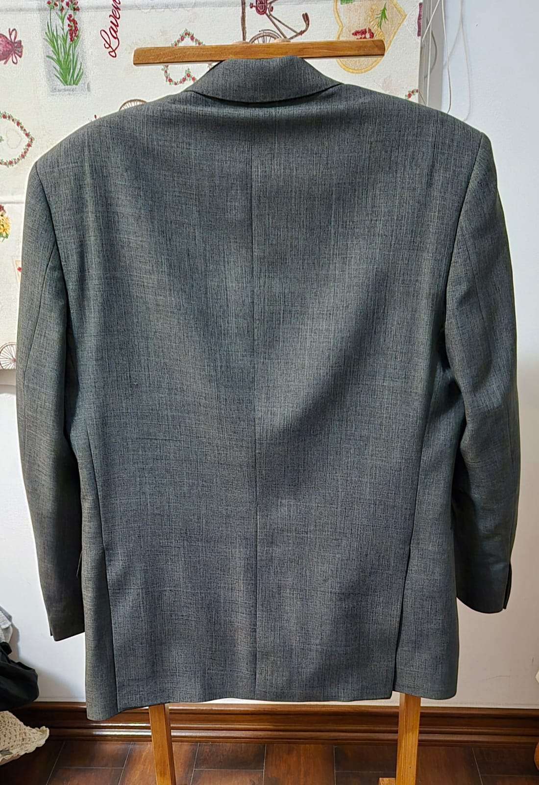 Traje formal gris para hombre - miniatura 2