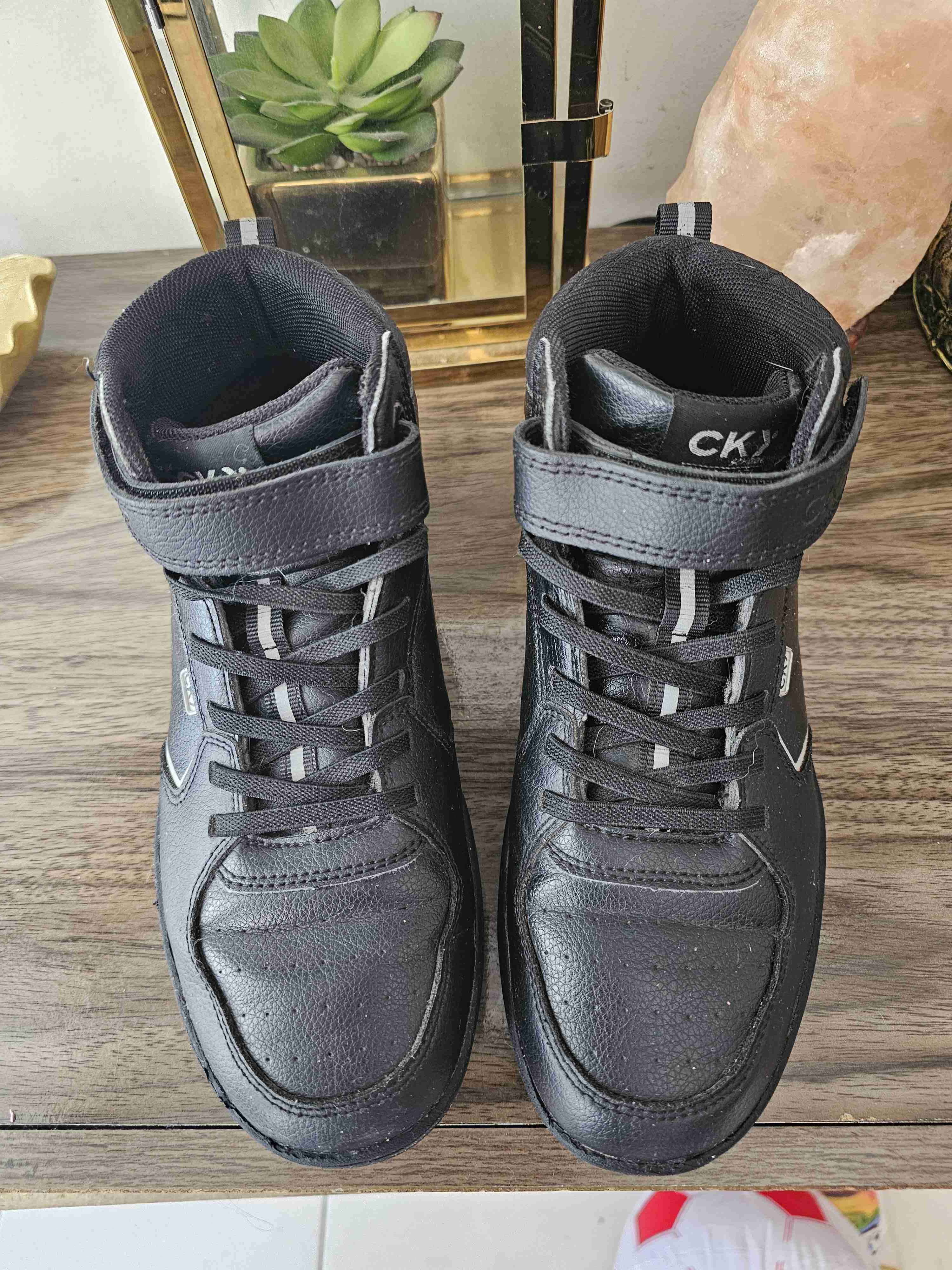 Zapatillas escolares negras unisex, con velcro - miniatura 1