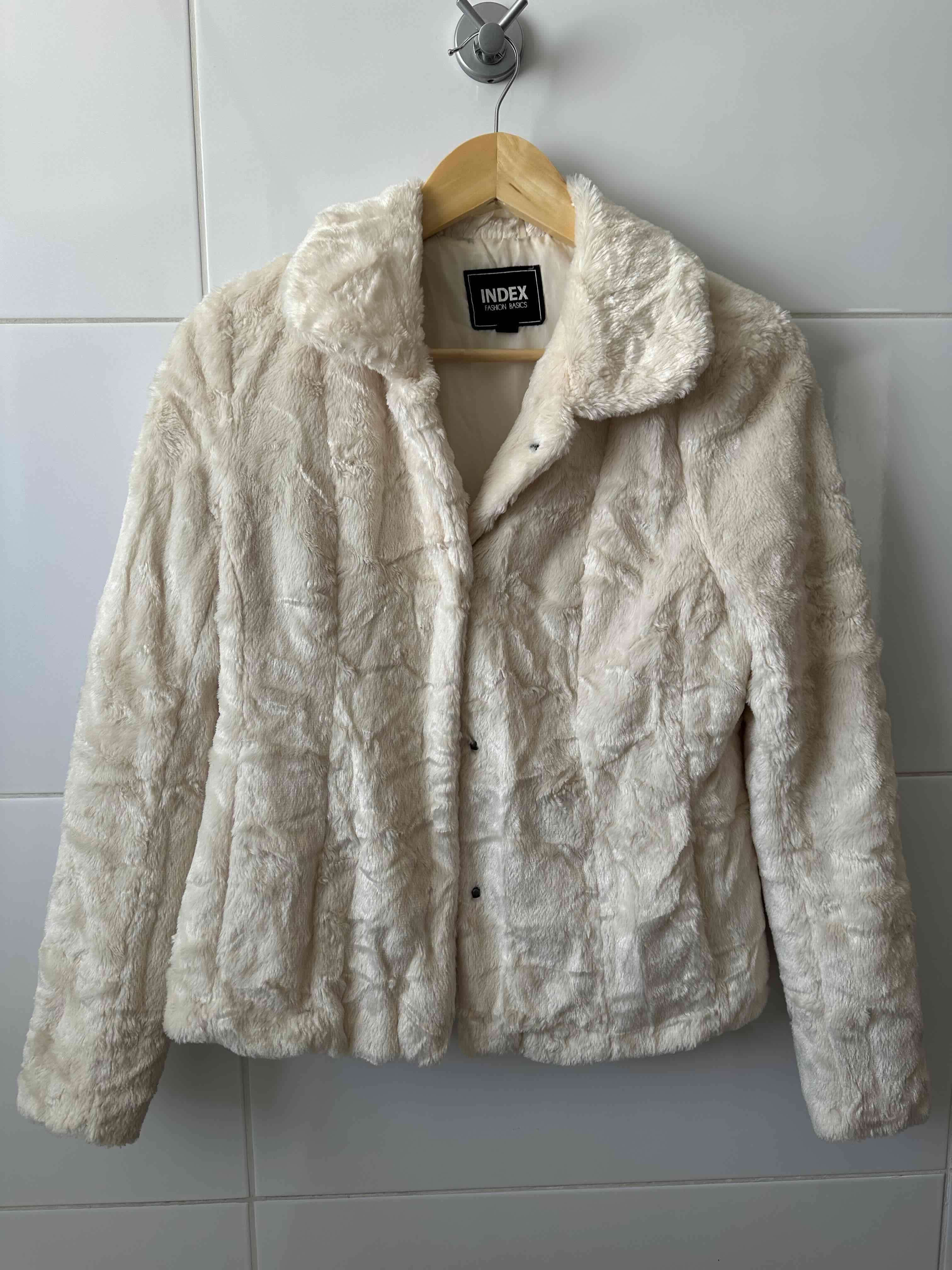 Chaqueta peluda blanca Index - 1