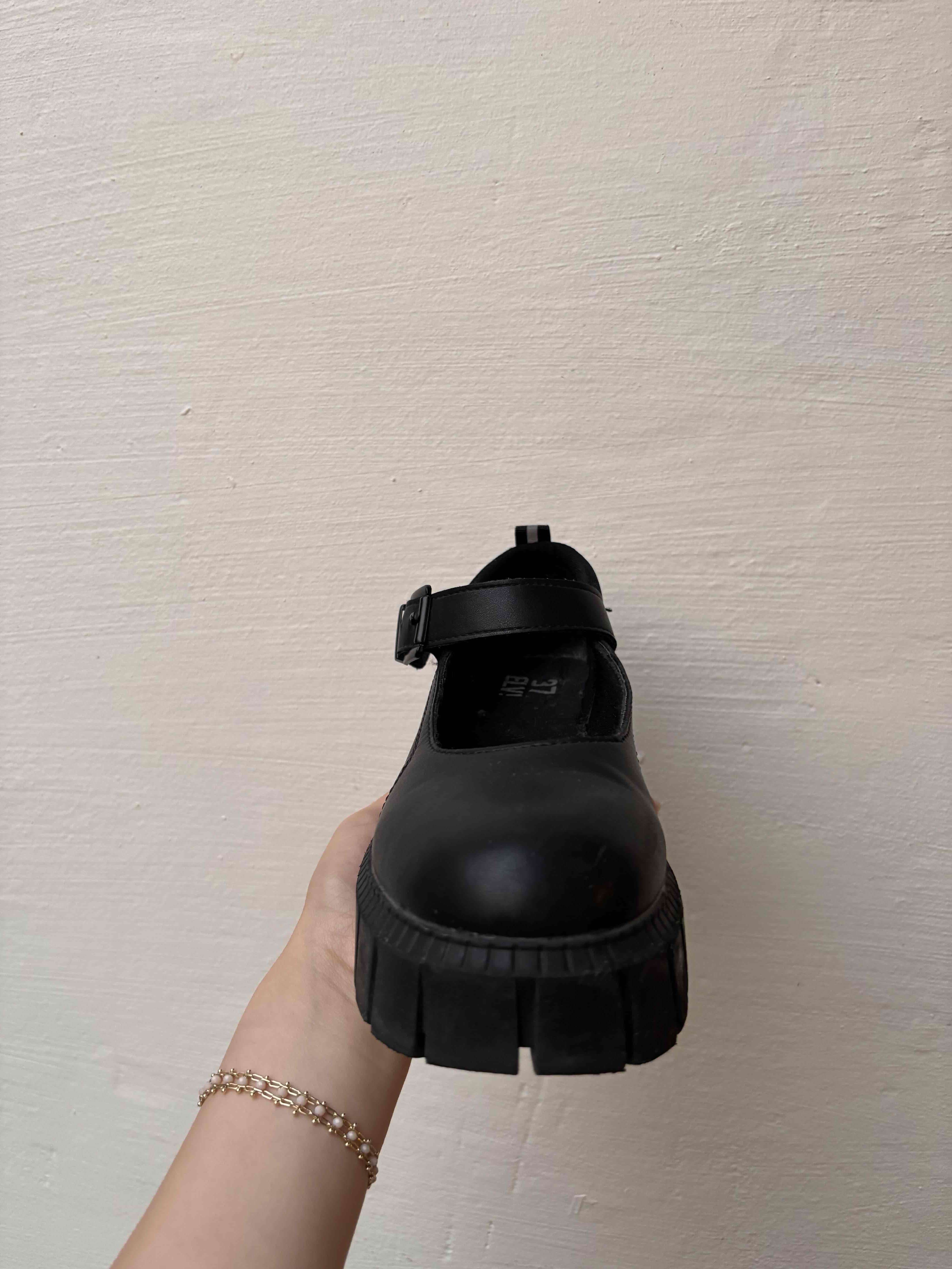 Zapato negro escolar - miniatura 2