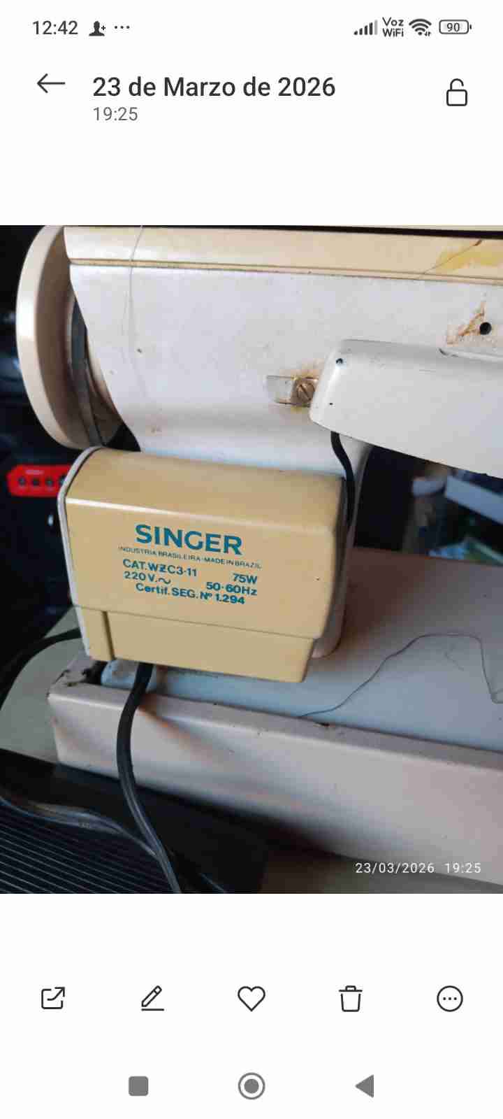 Máquina de coser Singer vintage - miniatura 2