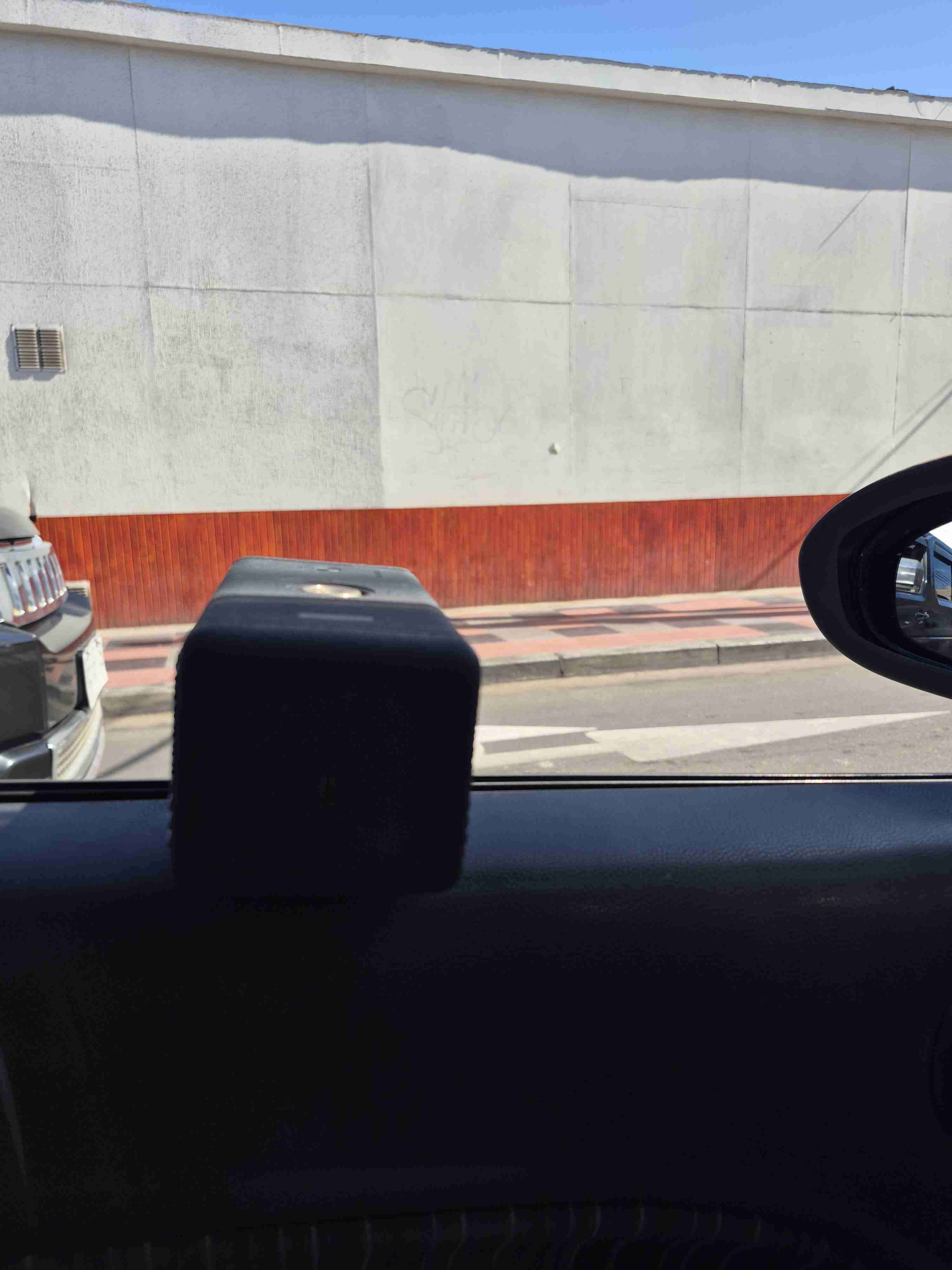 Parlante Marshall portátil - miniatura 4