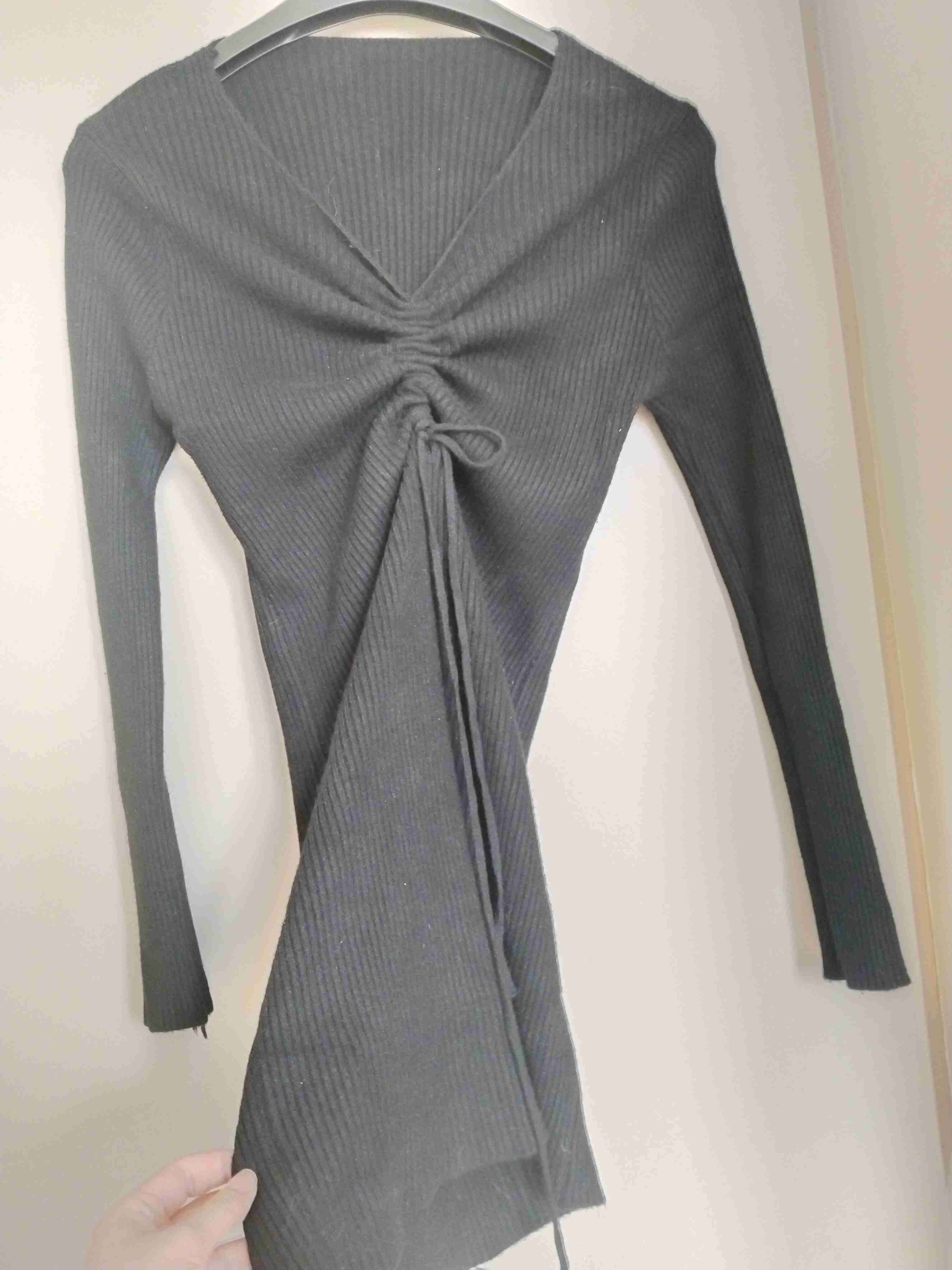 Vestido negro de invierno - miniatura 2