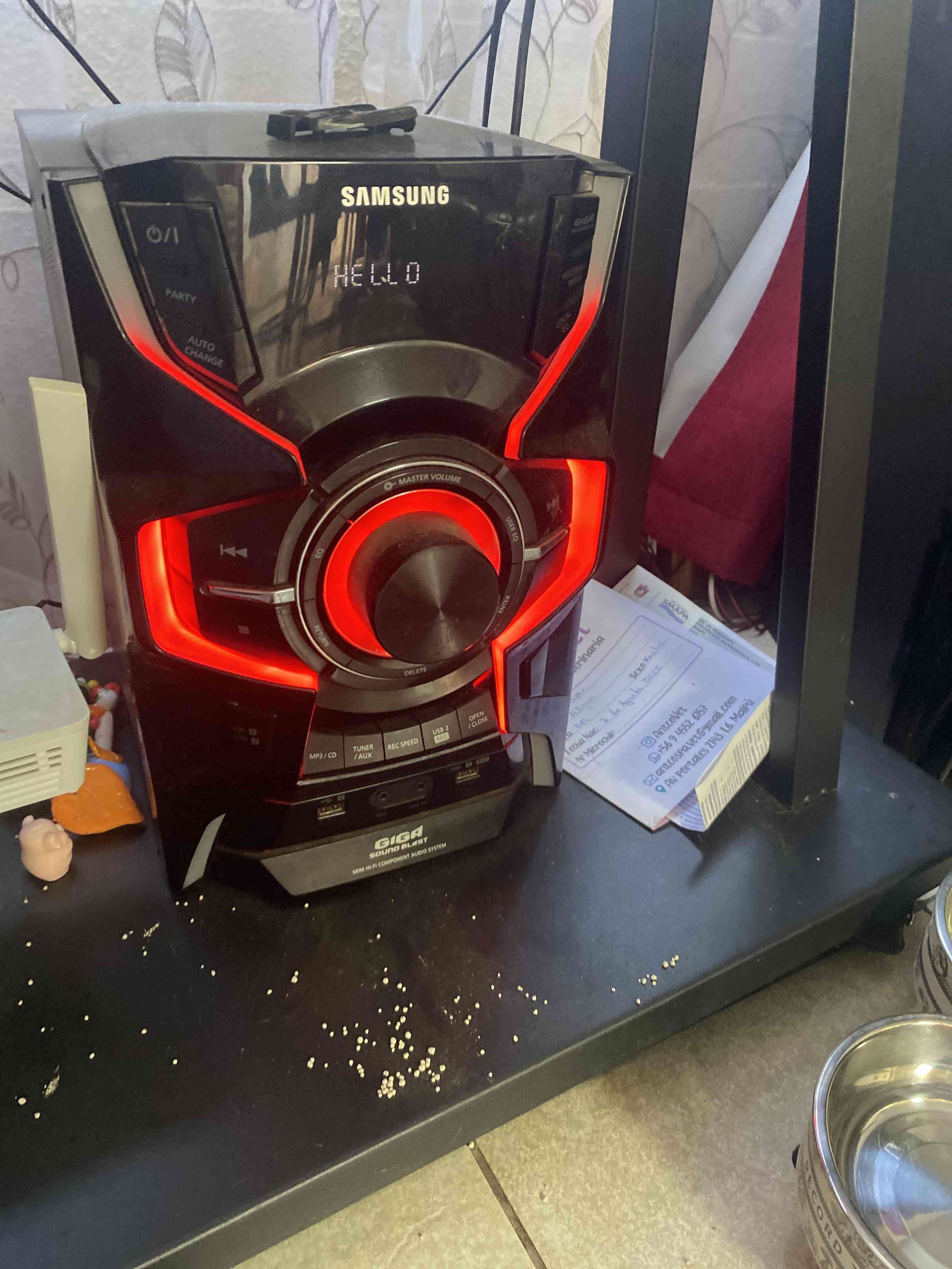 Parlante Samsung grande - miniatura 4