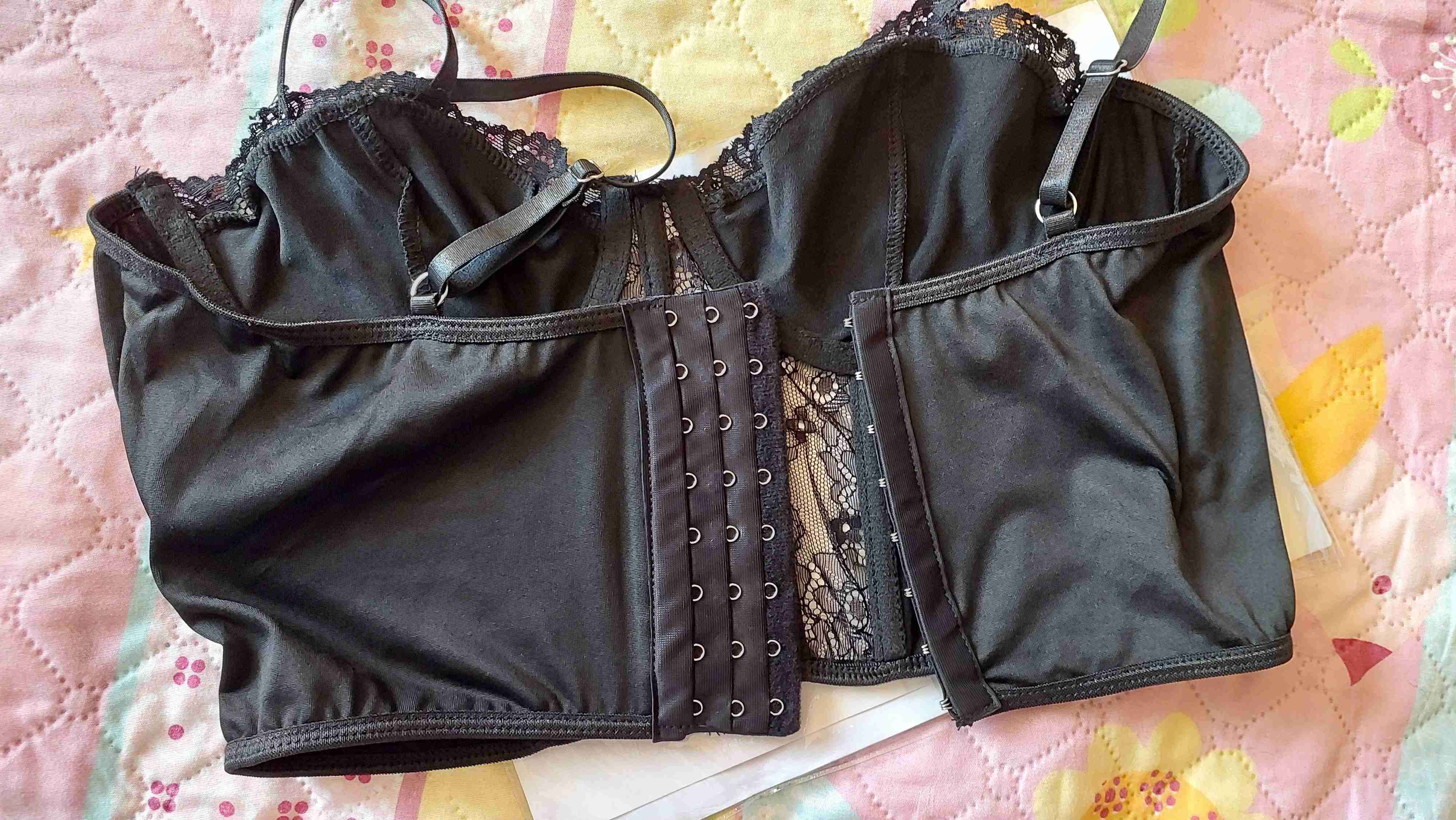 Top corset negro con encaje - miniatura 3