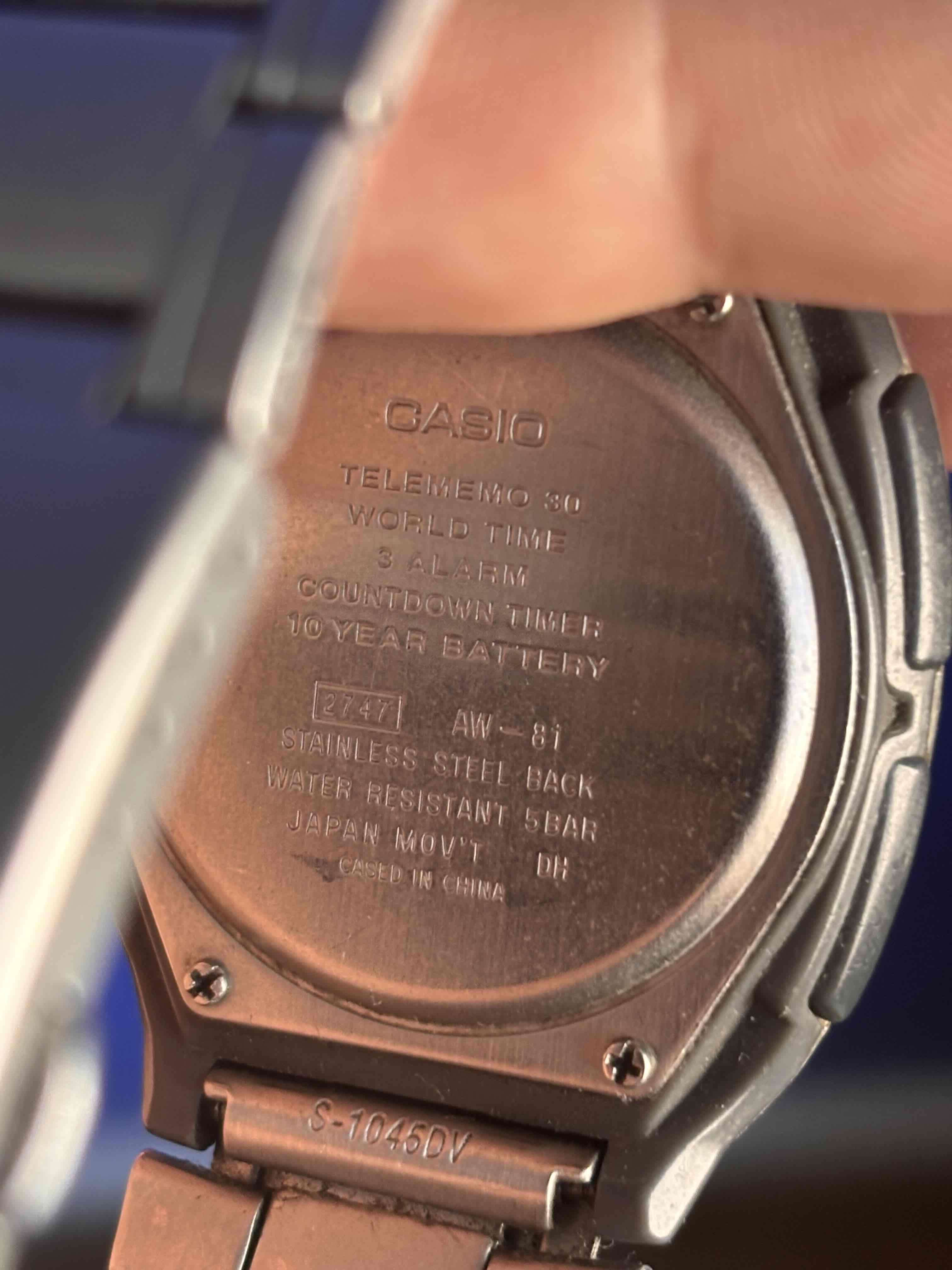 Reloj Casio plateado digital - 3