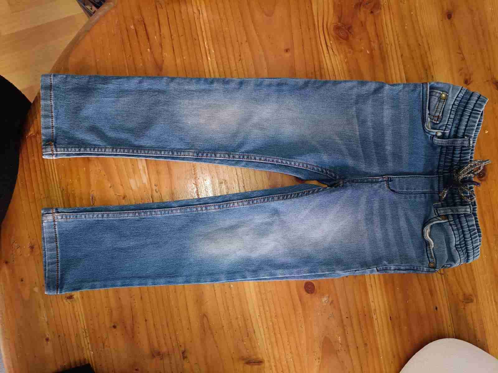 Jeans azules de niño. Talla 6 - 1