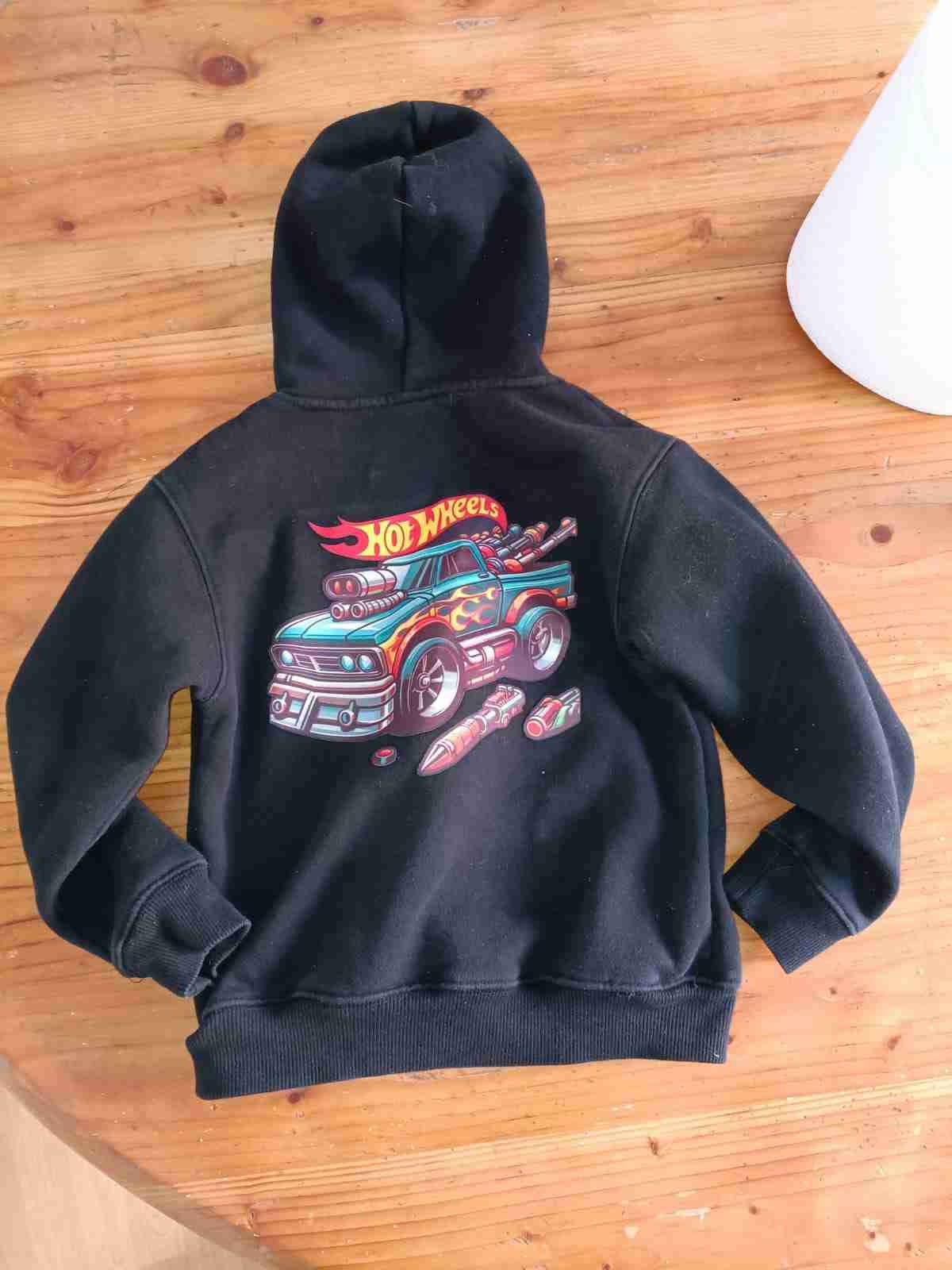 Polerón capucha Hot Wheels negro #6 - miniatura 2