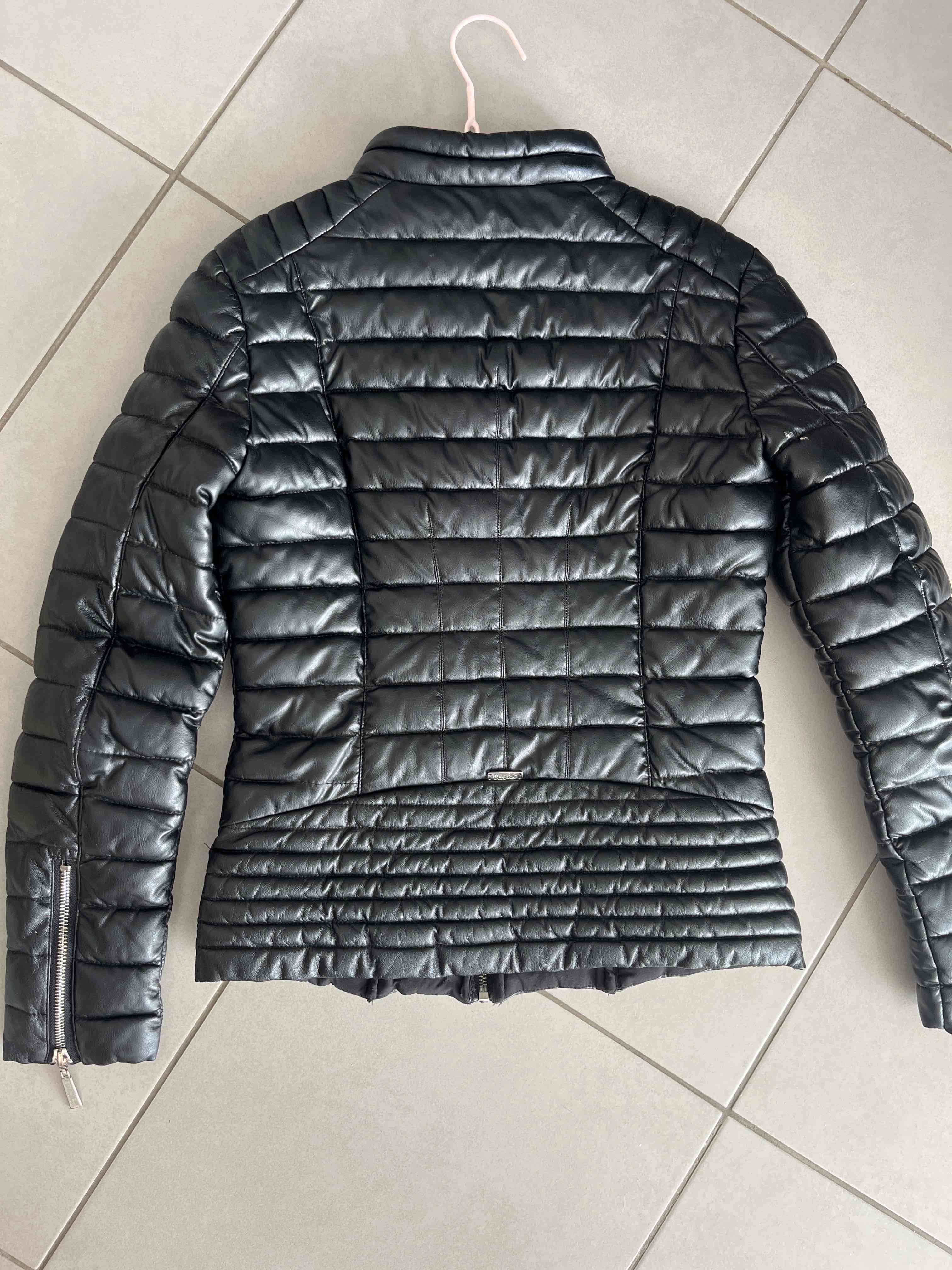 Chaqueta acolchada negra - miniatura 2