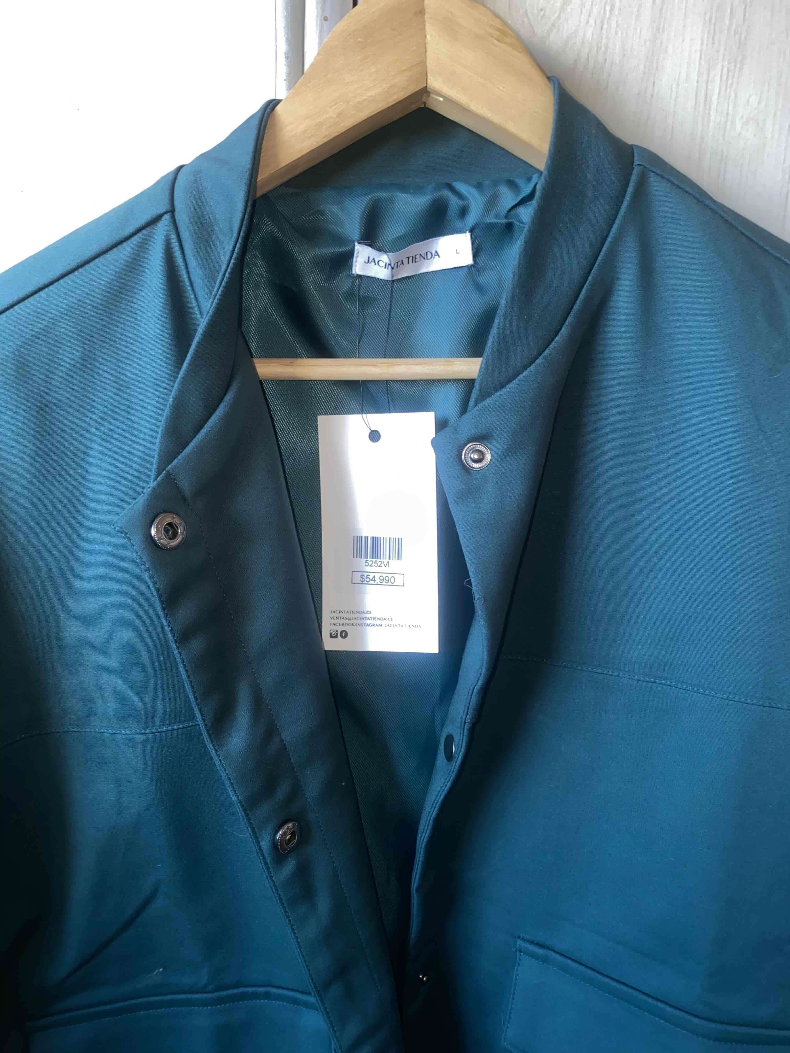 Chaqueta verde con botones Jacinta Tienda - miniatura 2