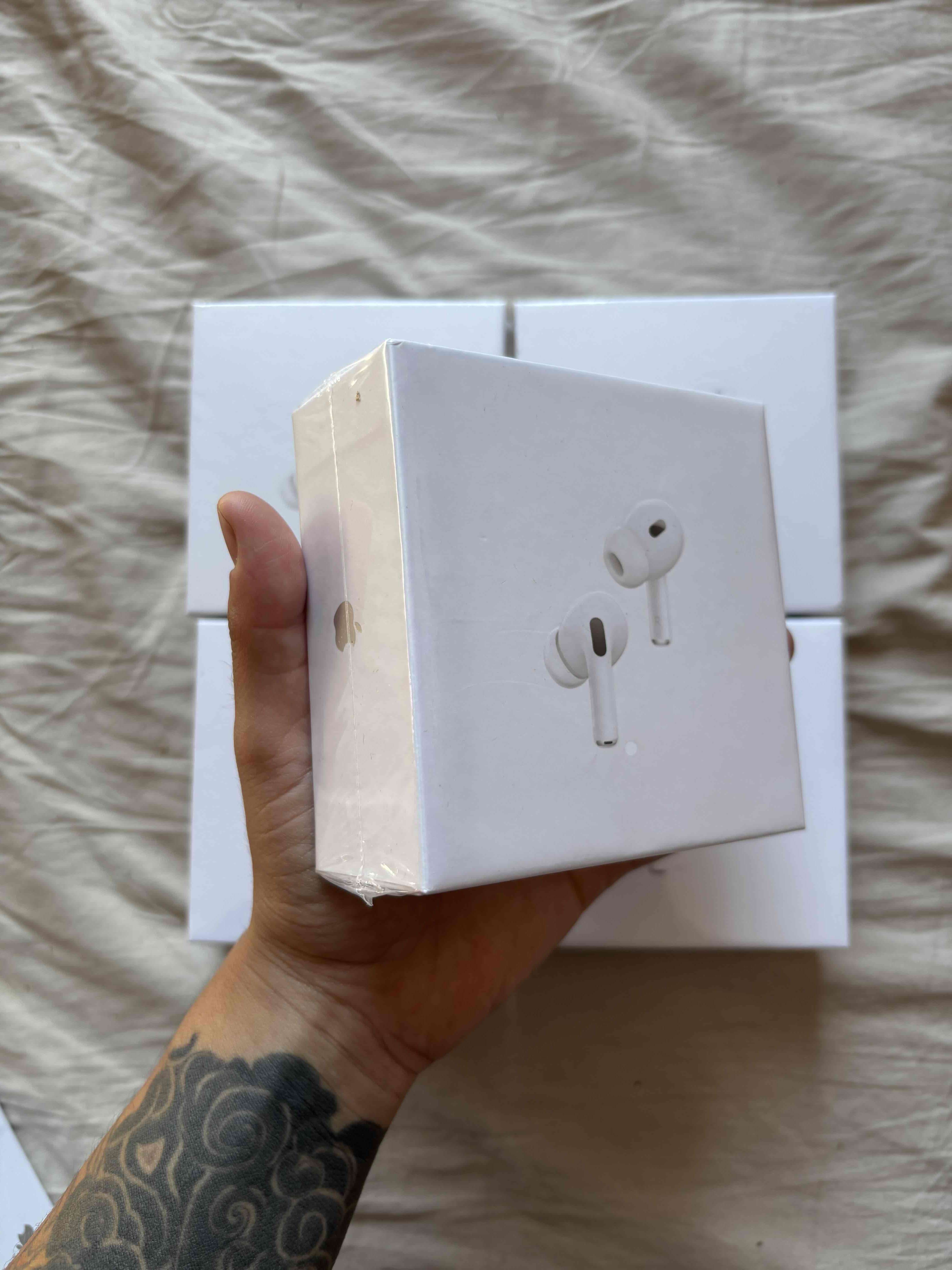 Audífonos inalámbricos nuevos - miniatura 1