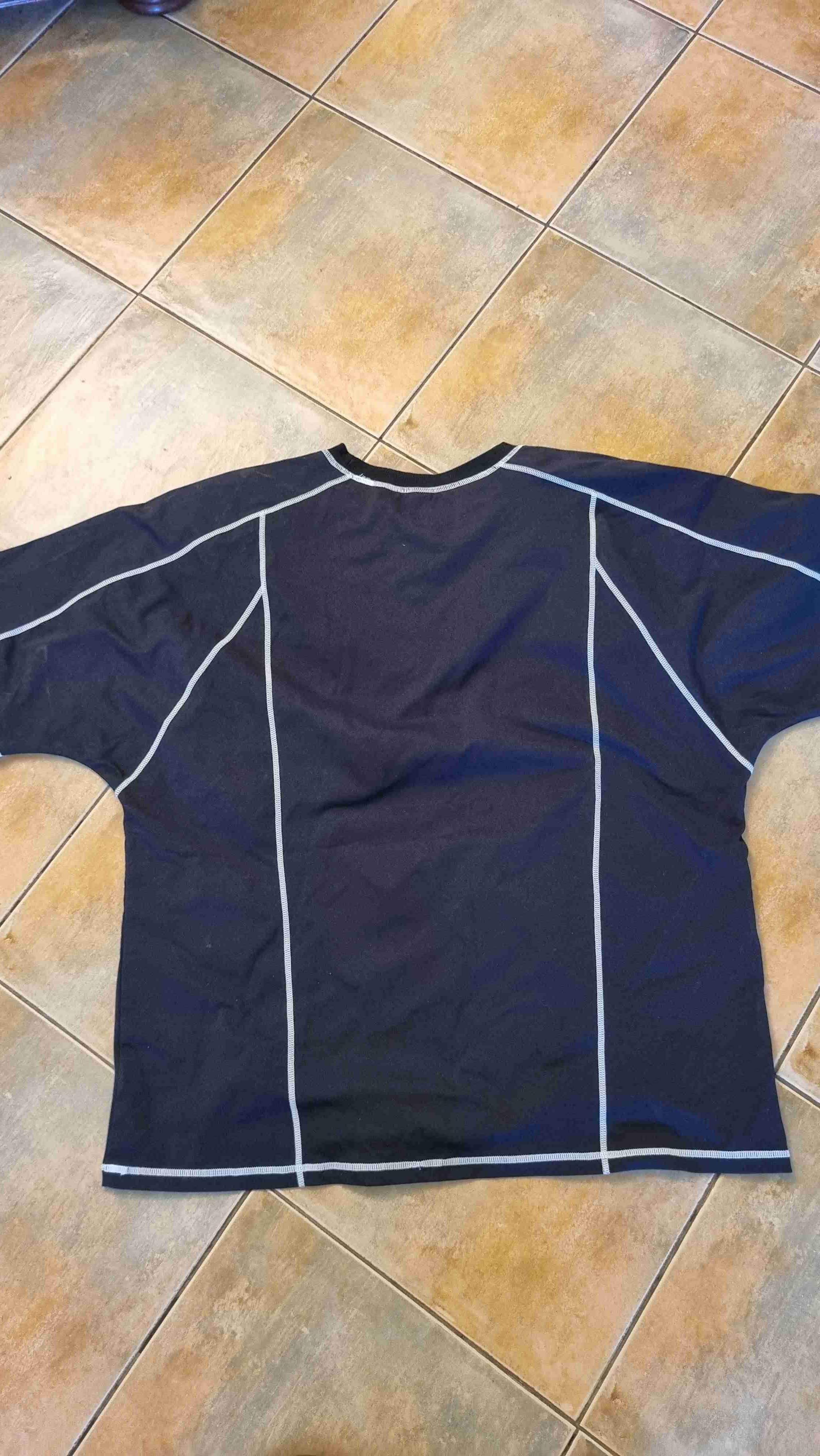 Polera Manfinity talla L - miniatura 2