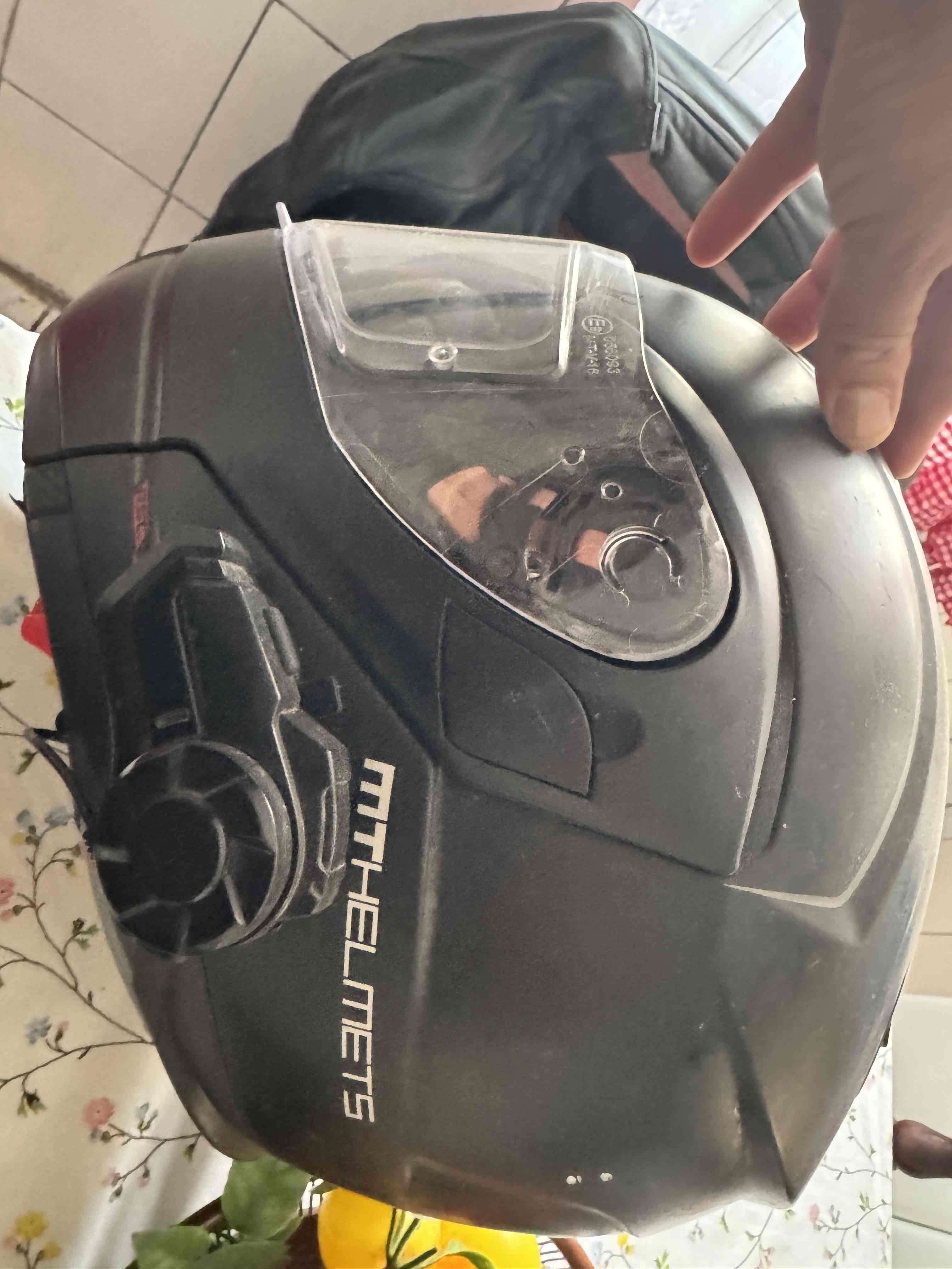 Casco MT Helmets negro - 1