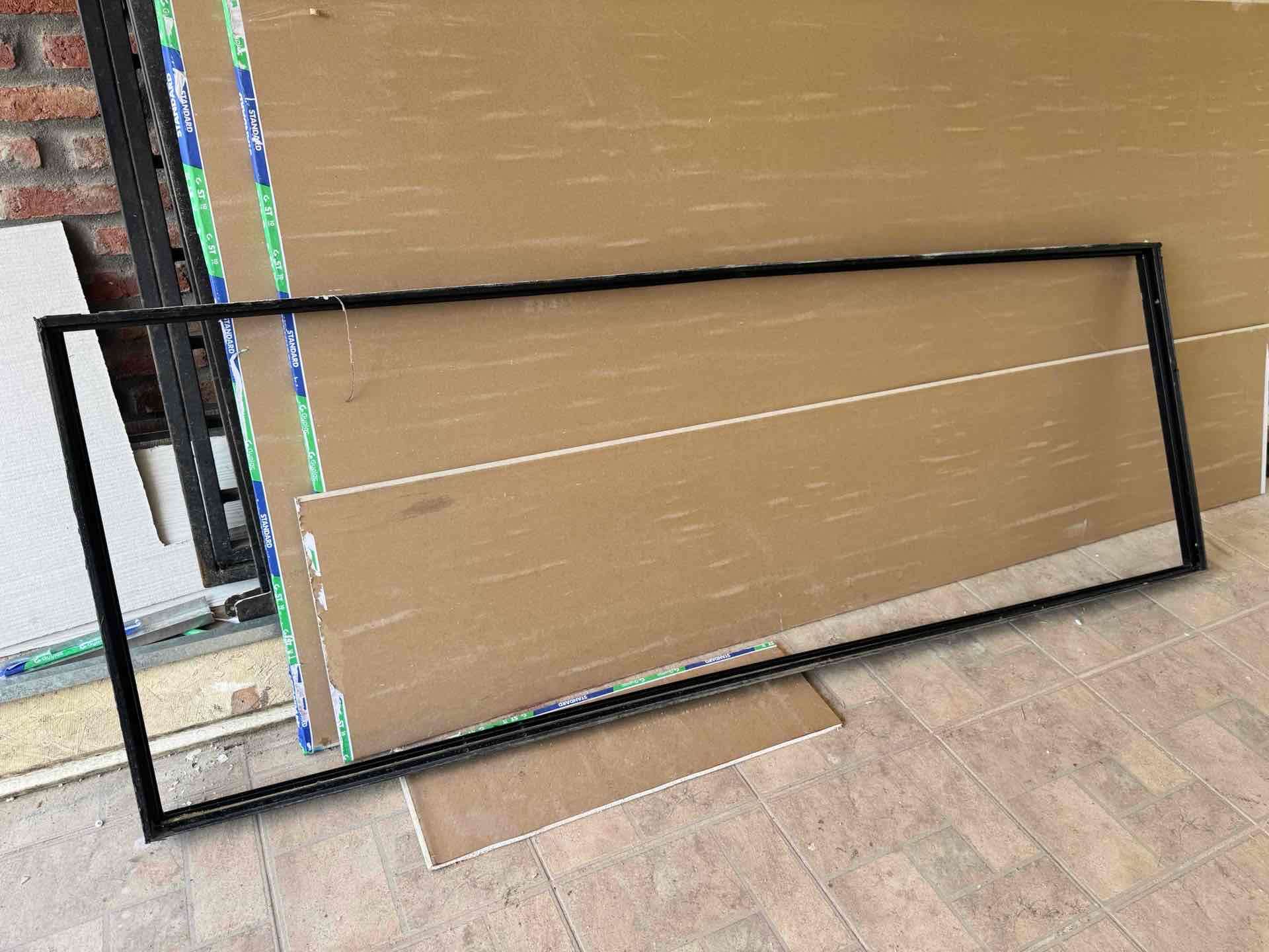 Panel de vidrio con marco - miniatura 2