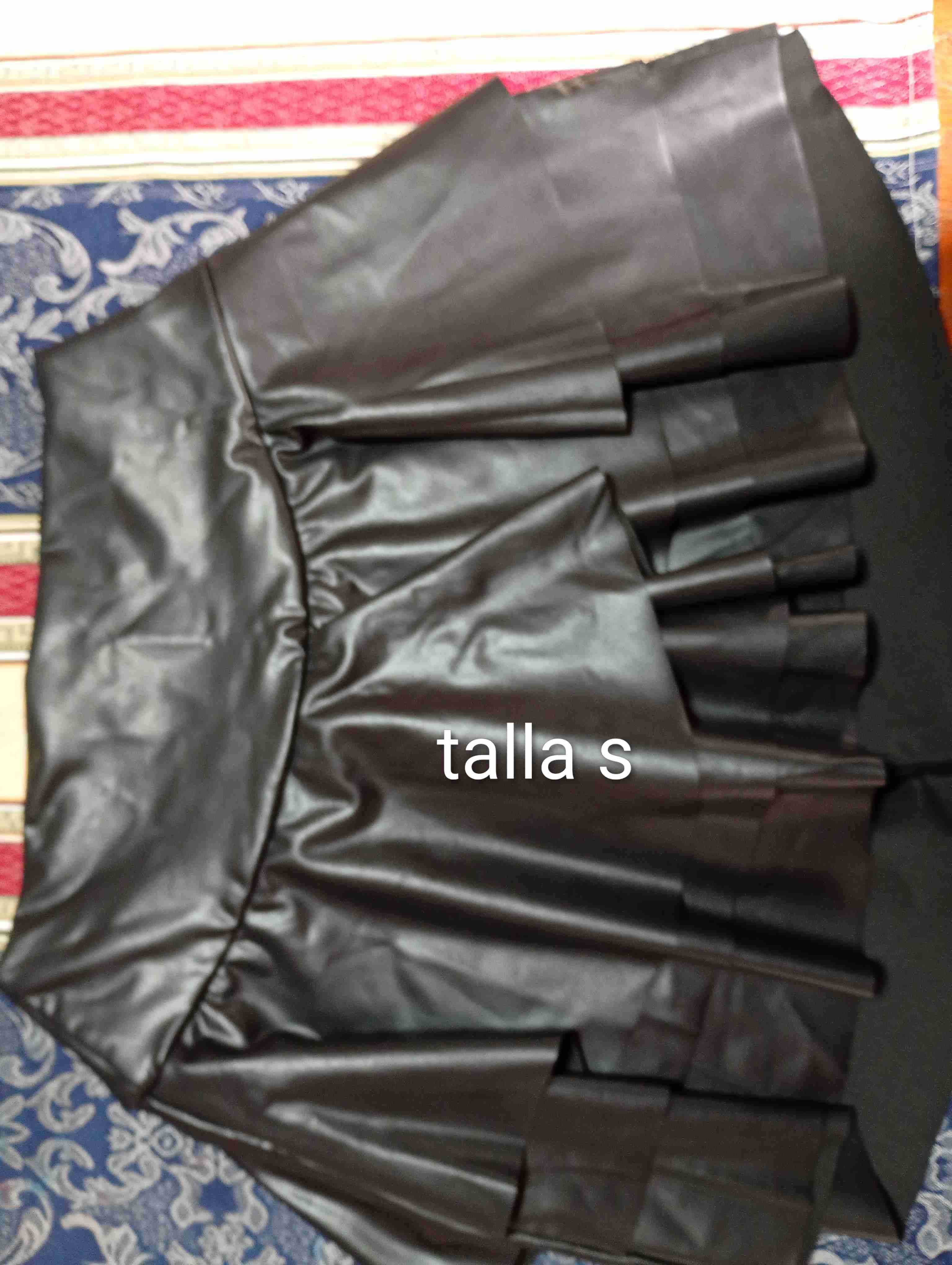 Conjunto de eco cuero negro y blanco - miniatura 4