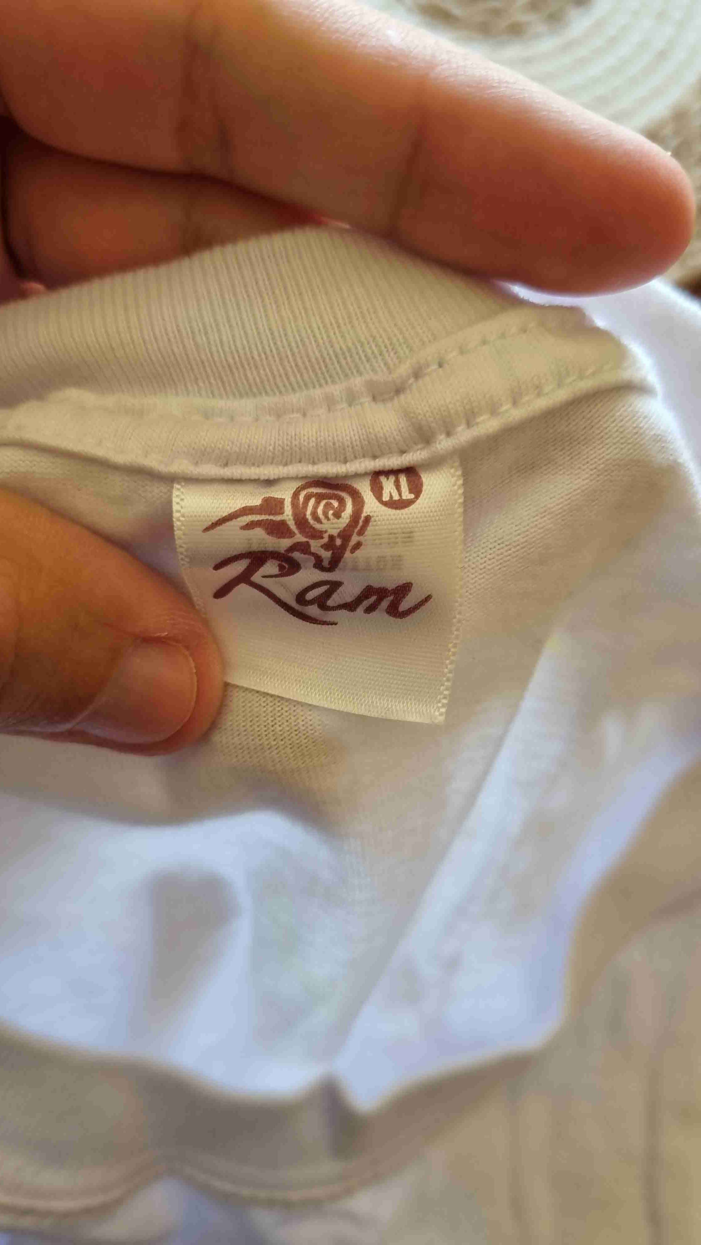 Polera blanca Elite Collection talla L - 3