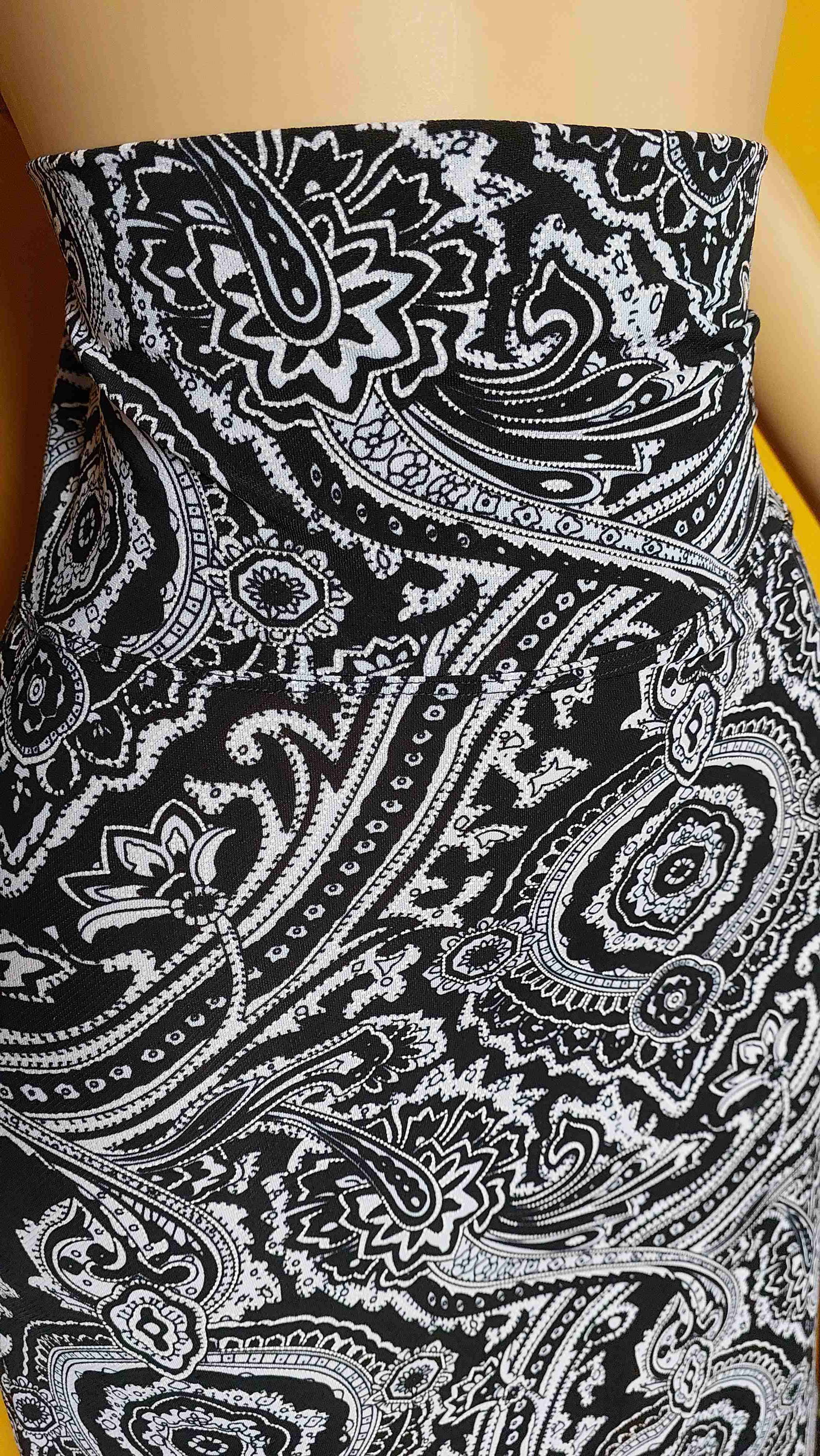 Maxifalda estampado negro y blanco - miniatura 4