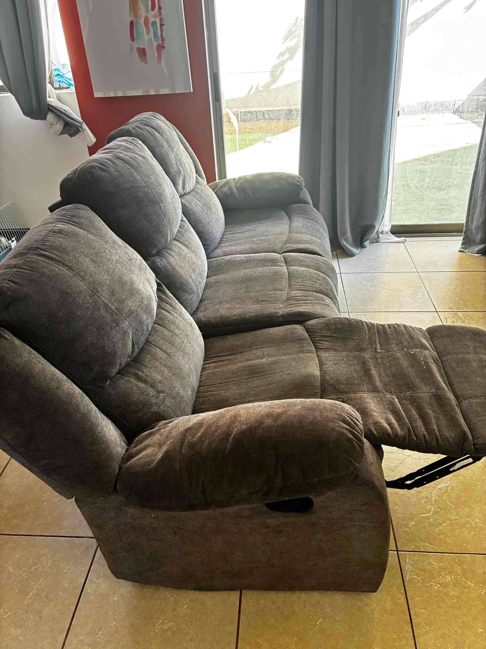 Sofá reclinable gris - miniatura 4