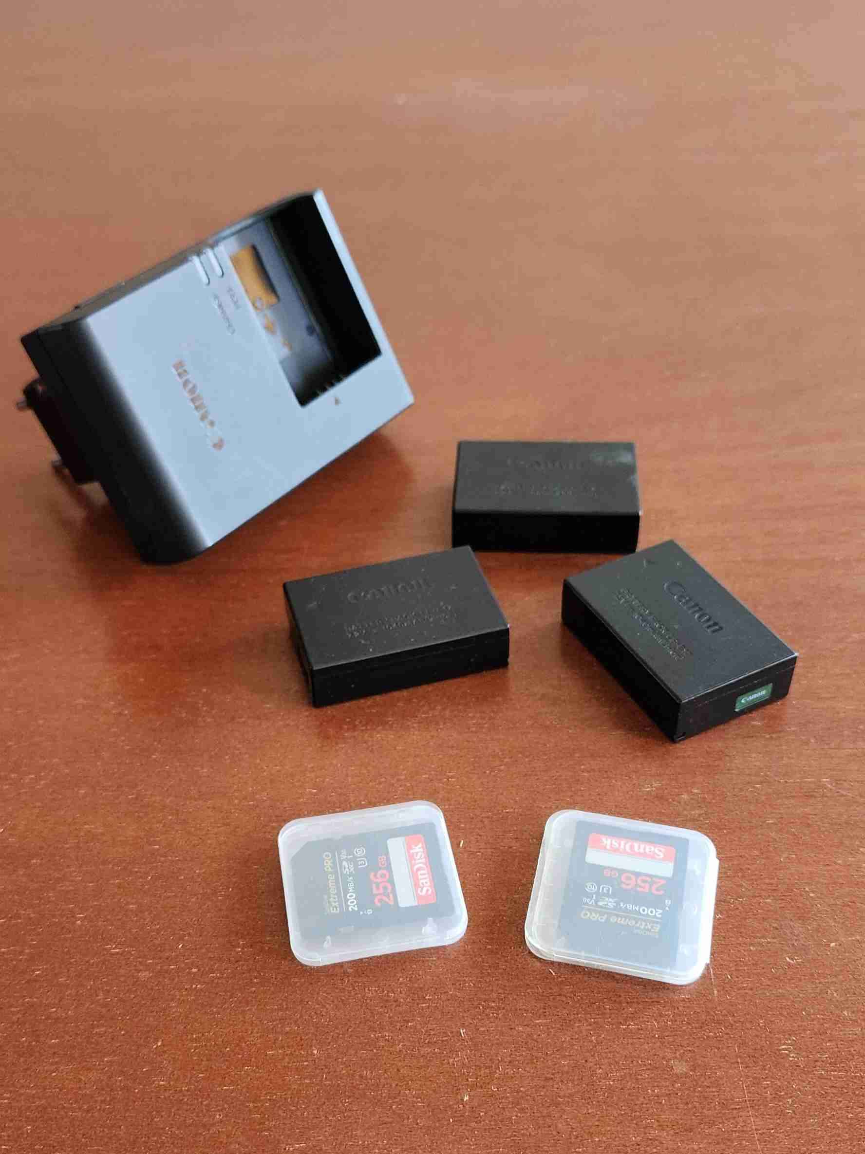 Cámara Canon EOS Rebel SL3 con accesorios - miniatura 3