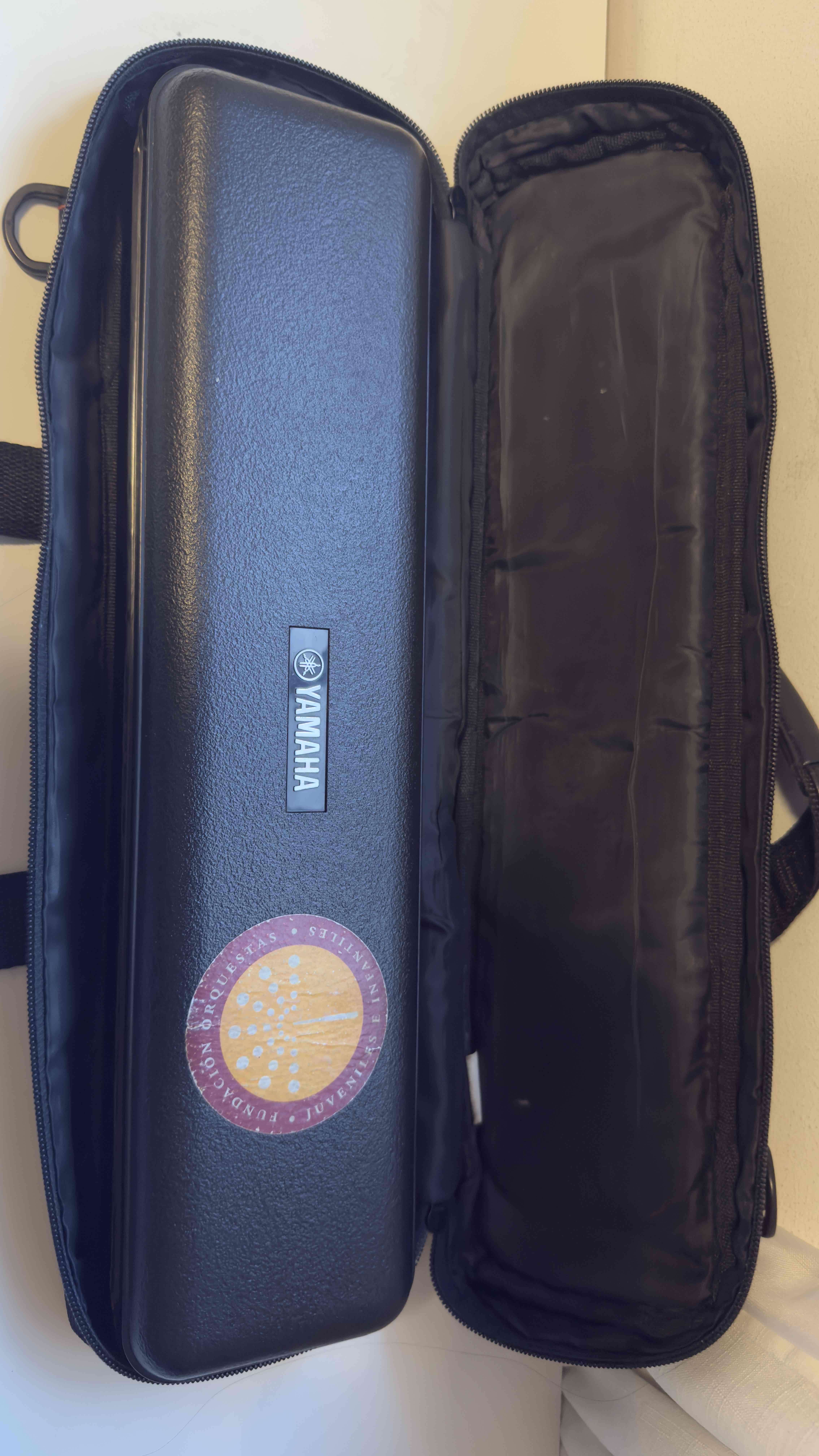 Flauta traversa Yamaha YFL-221 usada - miniatura 3