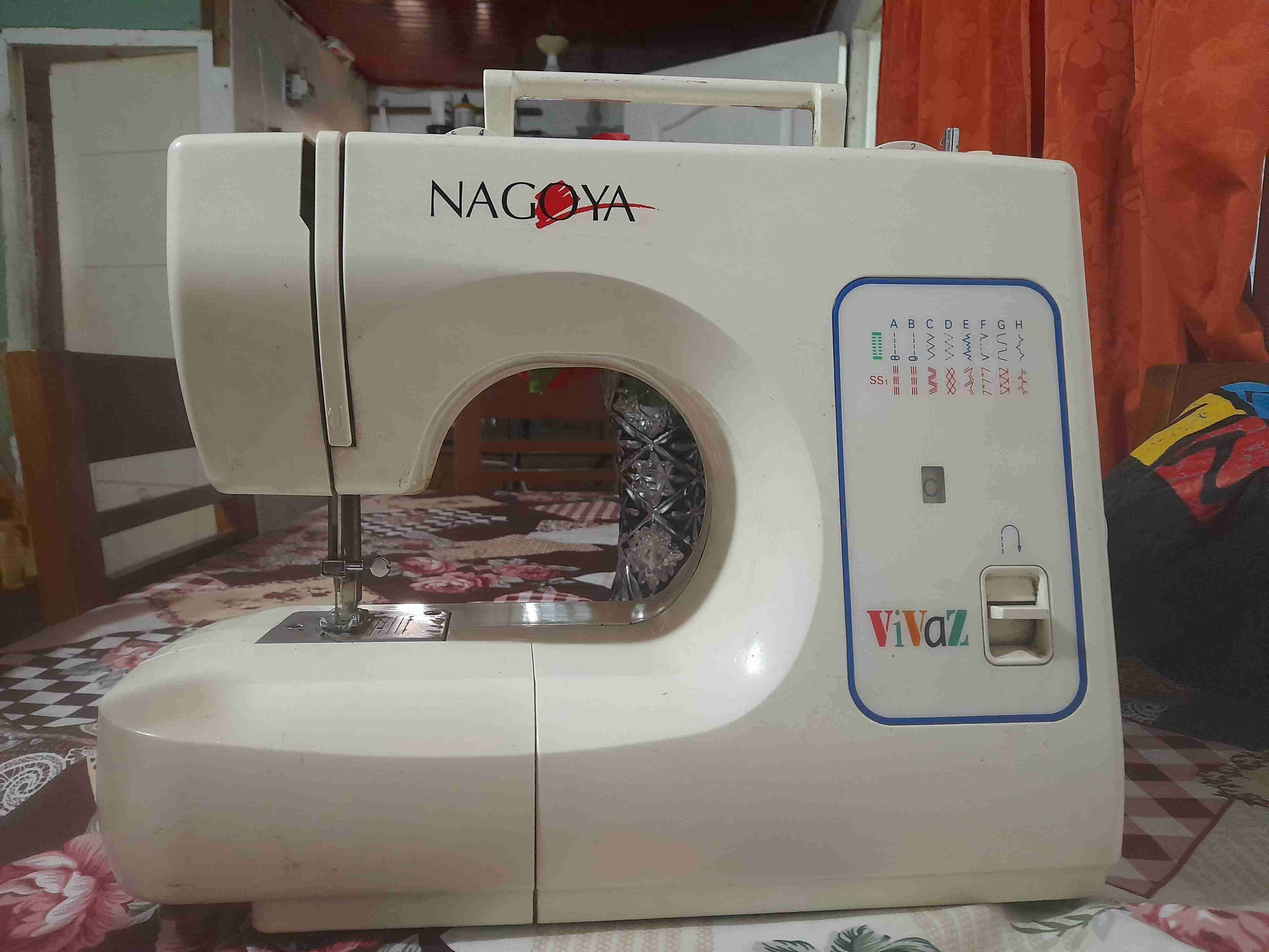 Máquina de coser Nagoya VivaZ - miniatura 1