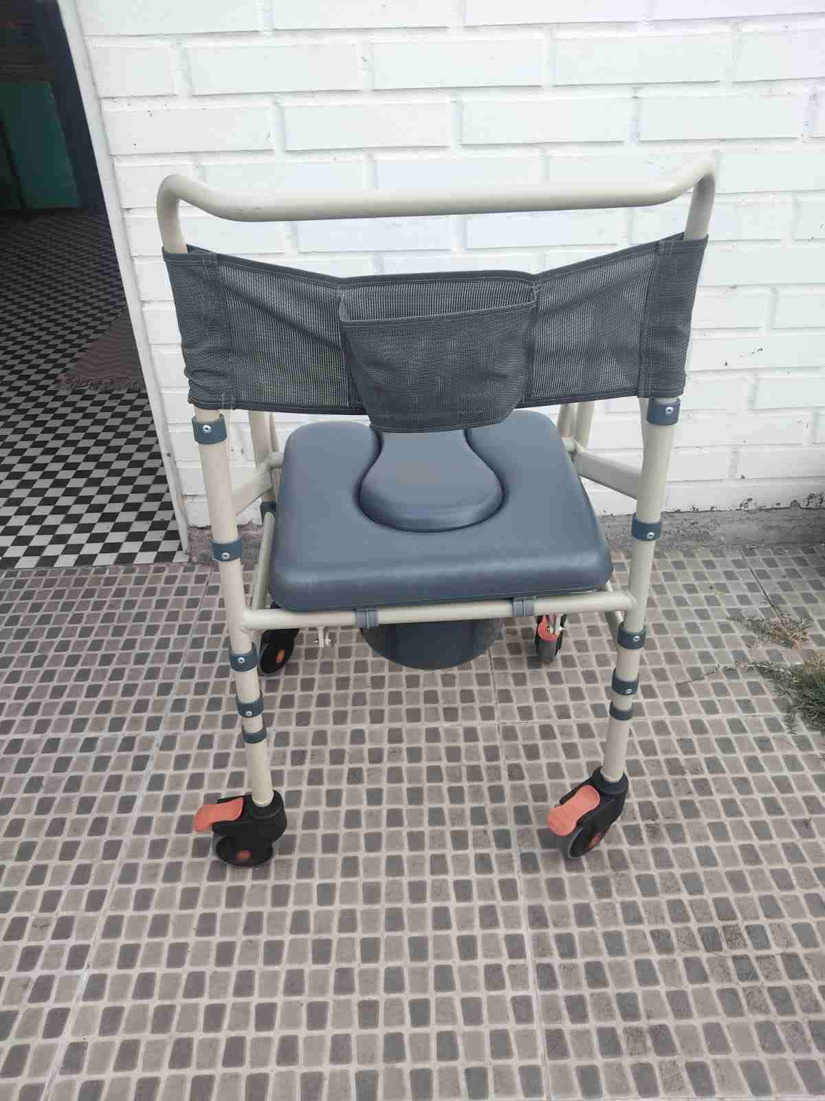 Silla de baño y ducha ShowerBuddy - miniatura 6