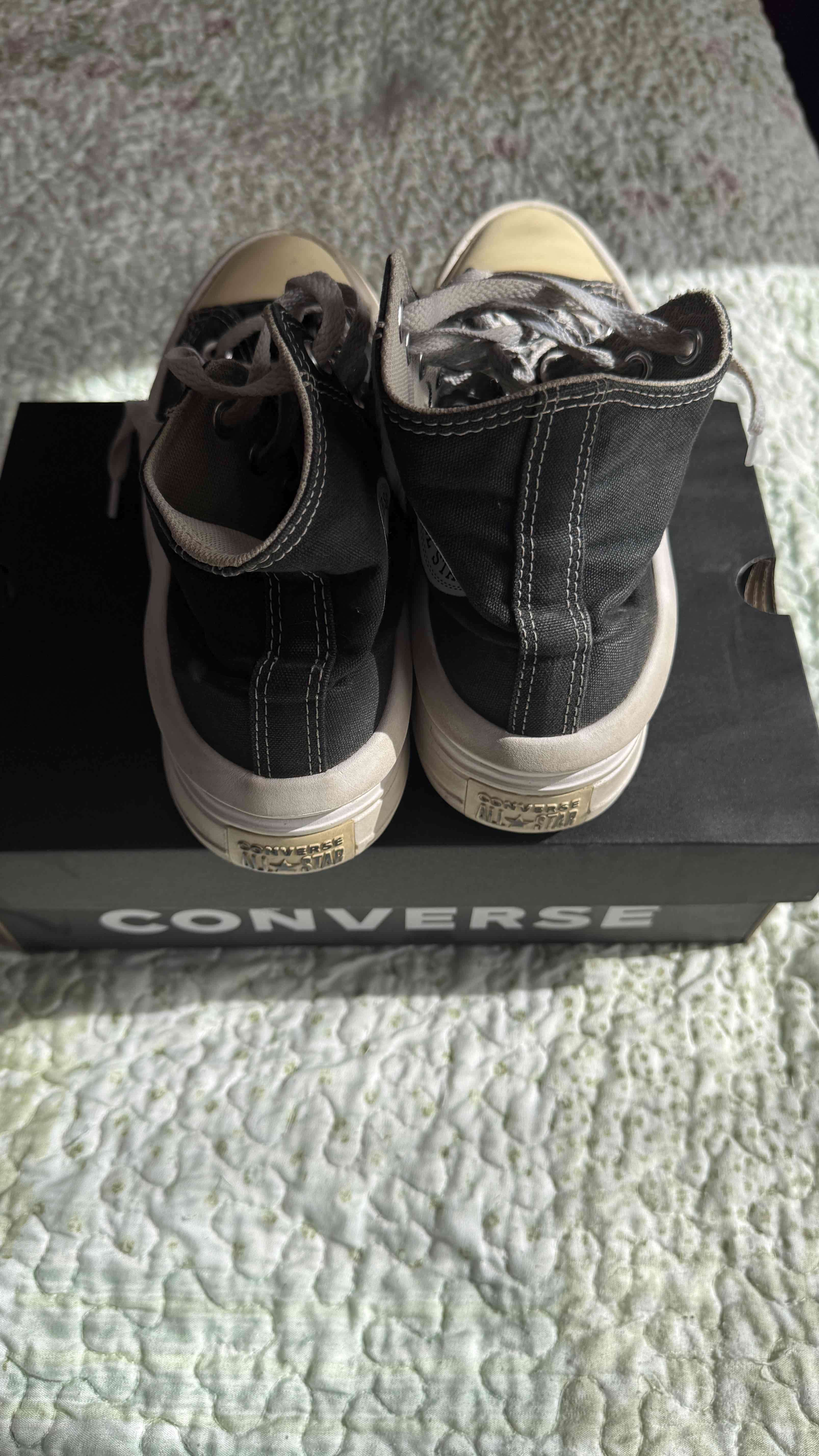 Zapatillas negras de lona clásicas - 3