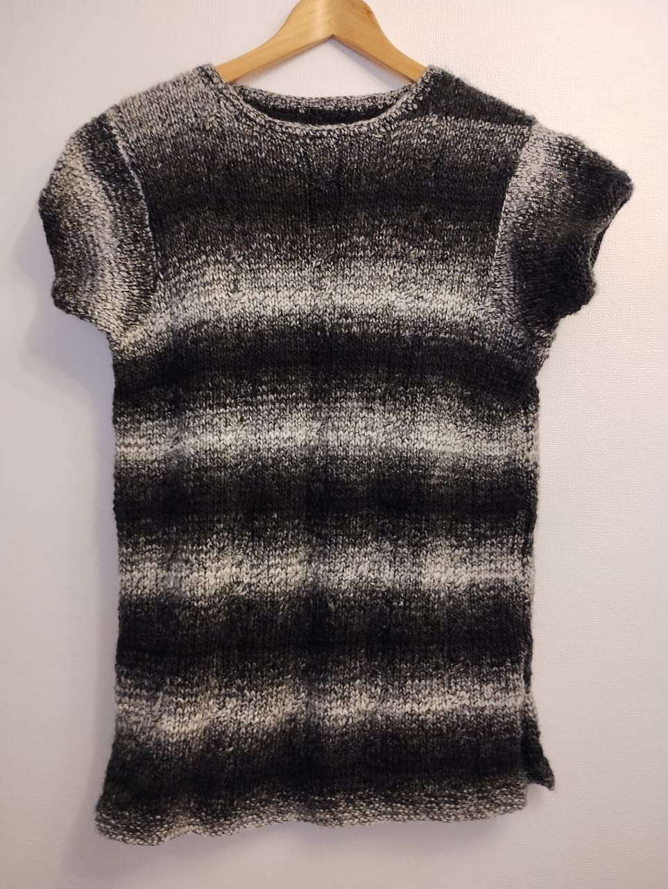 Vestido tejido gris oscuro