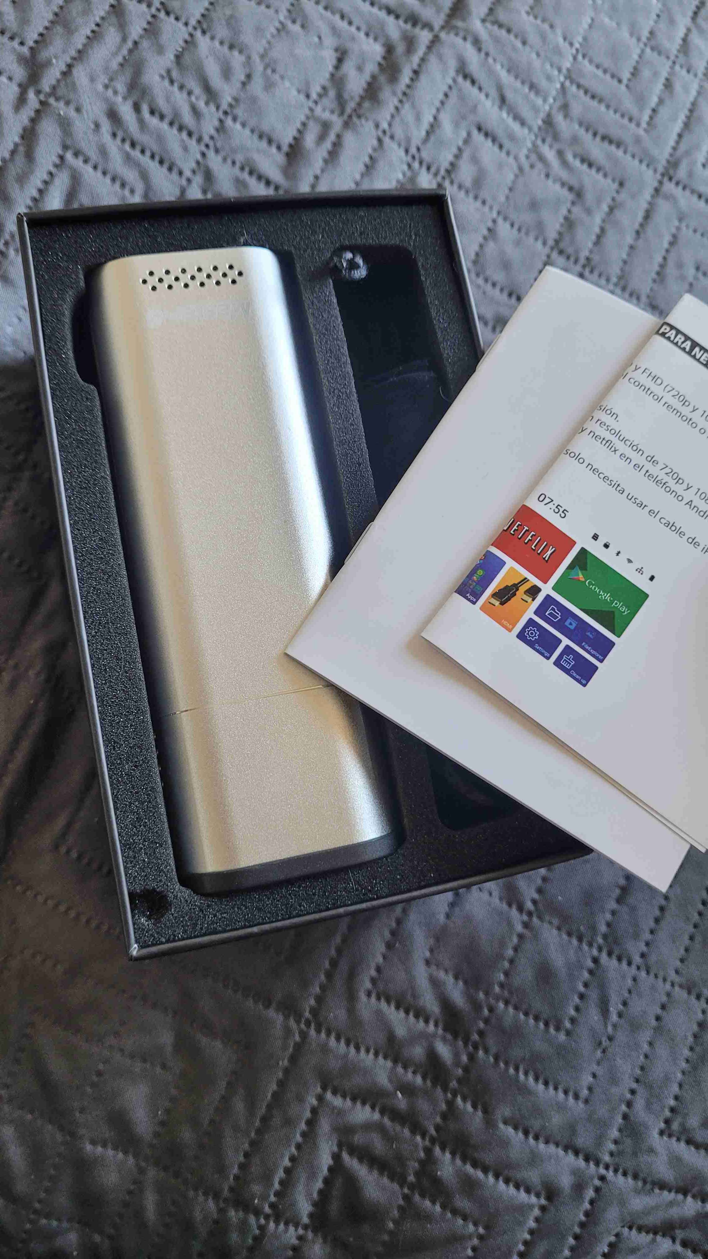 Mini proyector Master-G Cine Pro 4 - miniatura 2