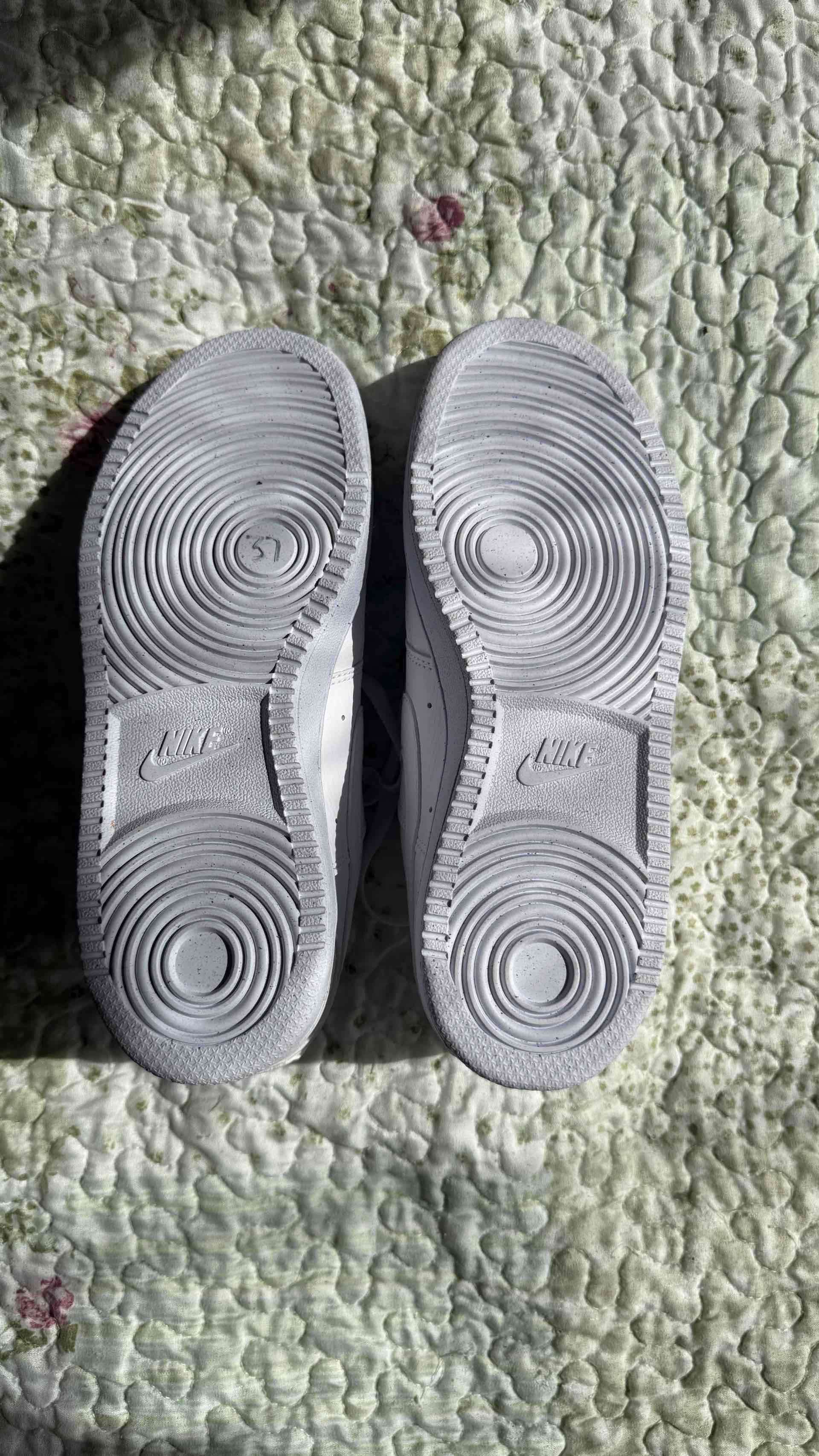 Zapatillas blancas deportivas nike - miniatura 4