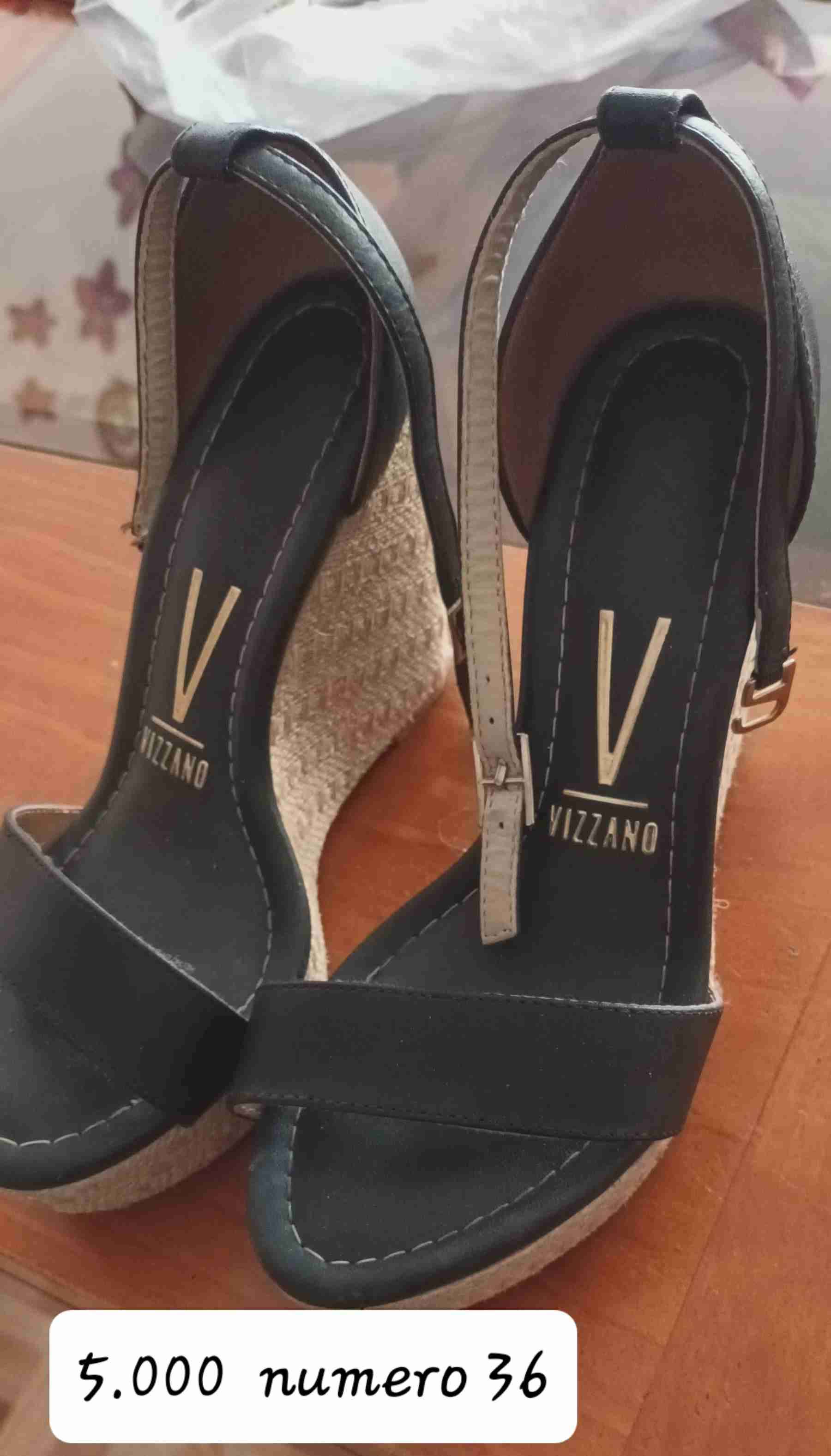 Sandalias con plataforma negras - 2