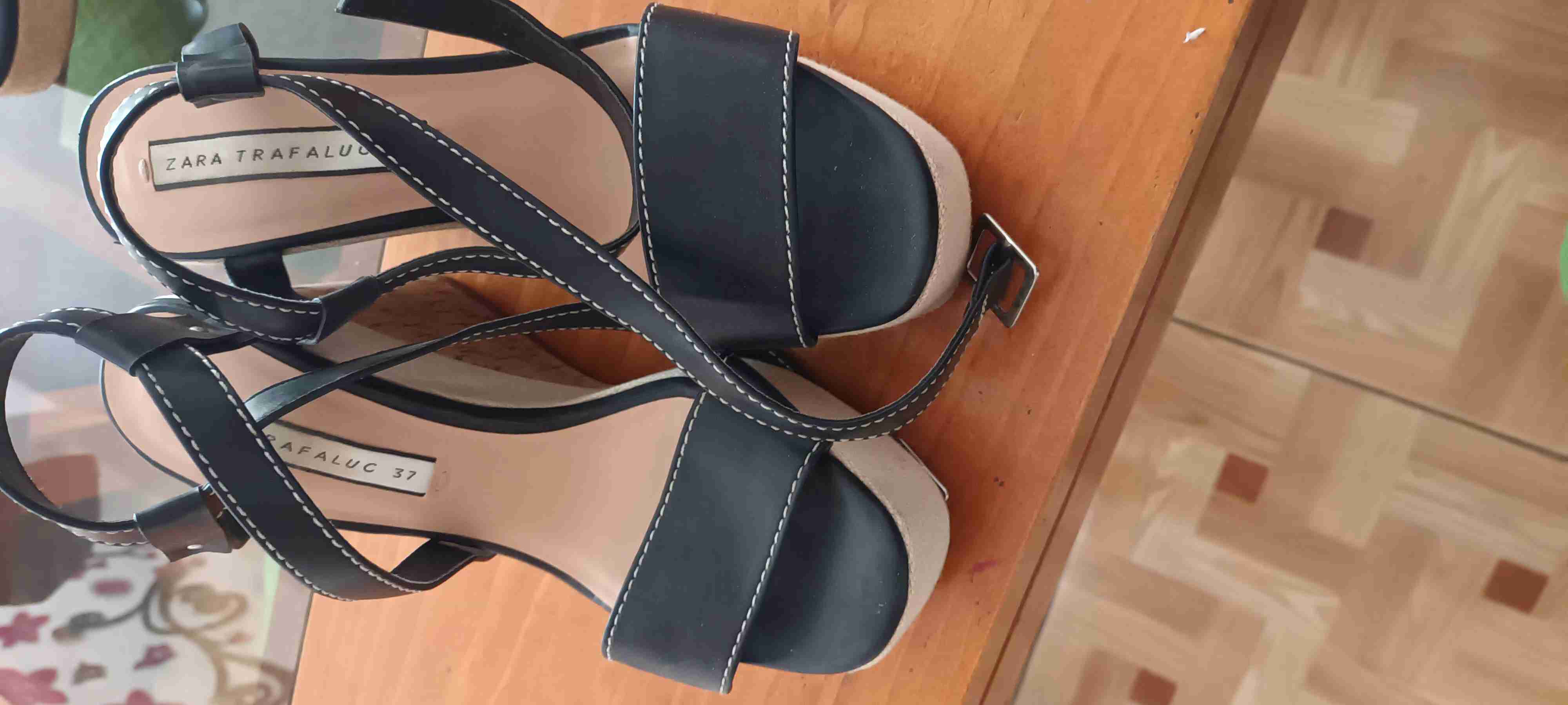 Sandalias plataforma negras Zara - 2