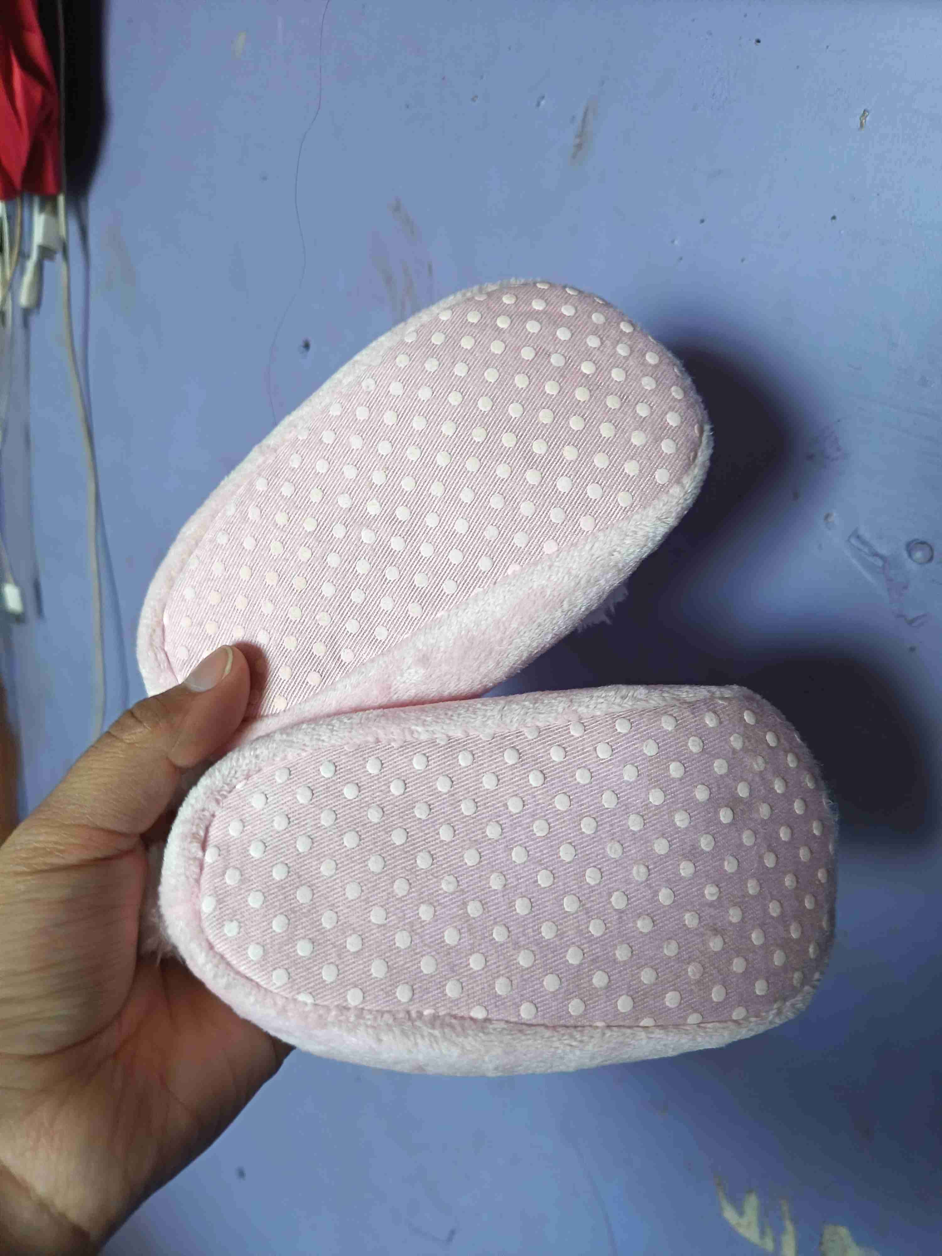 Pantuflas bebé rosas con orejitas - miniatura 2