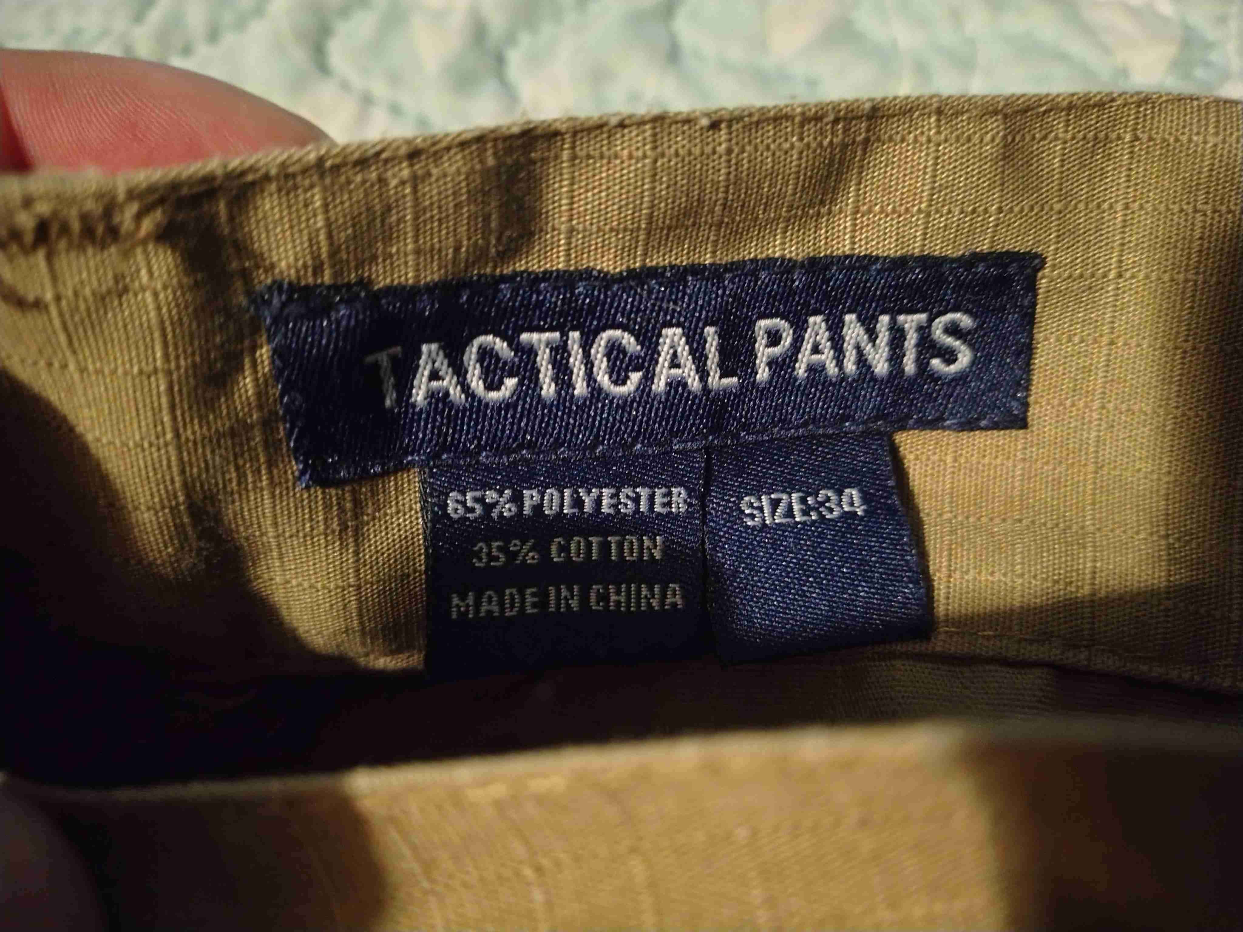 Bermuda cargo beige para hombre talla34 - miniatura 2