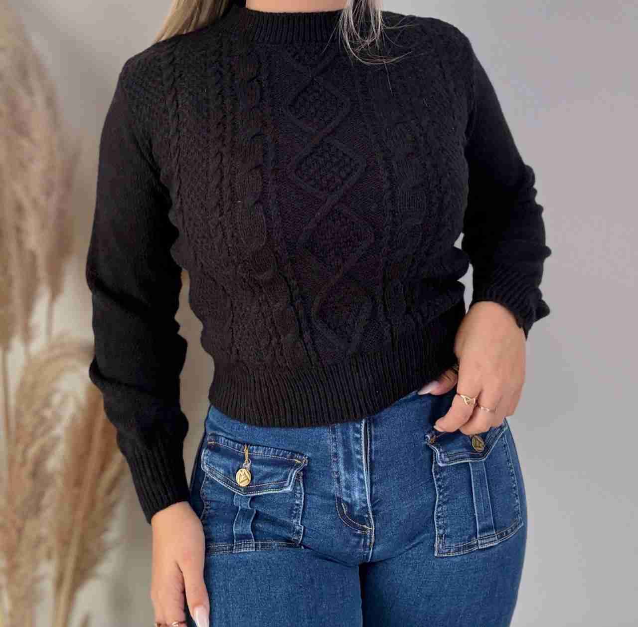 Suéter negro de punto - 2