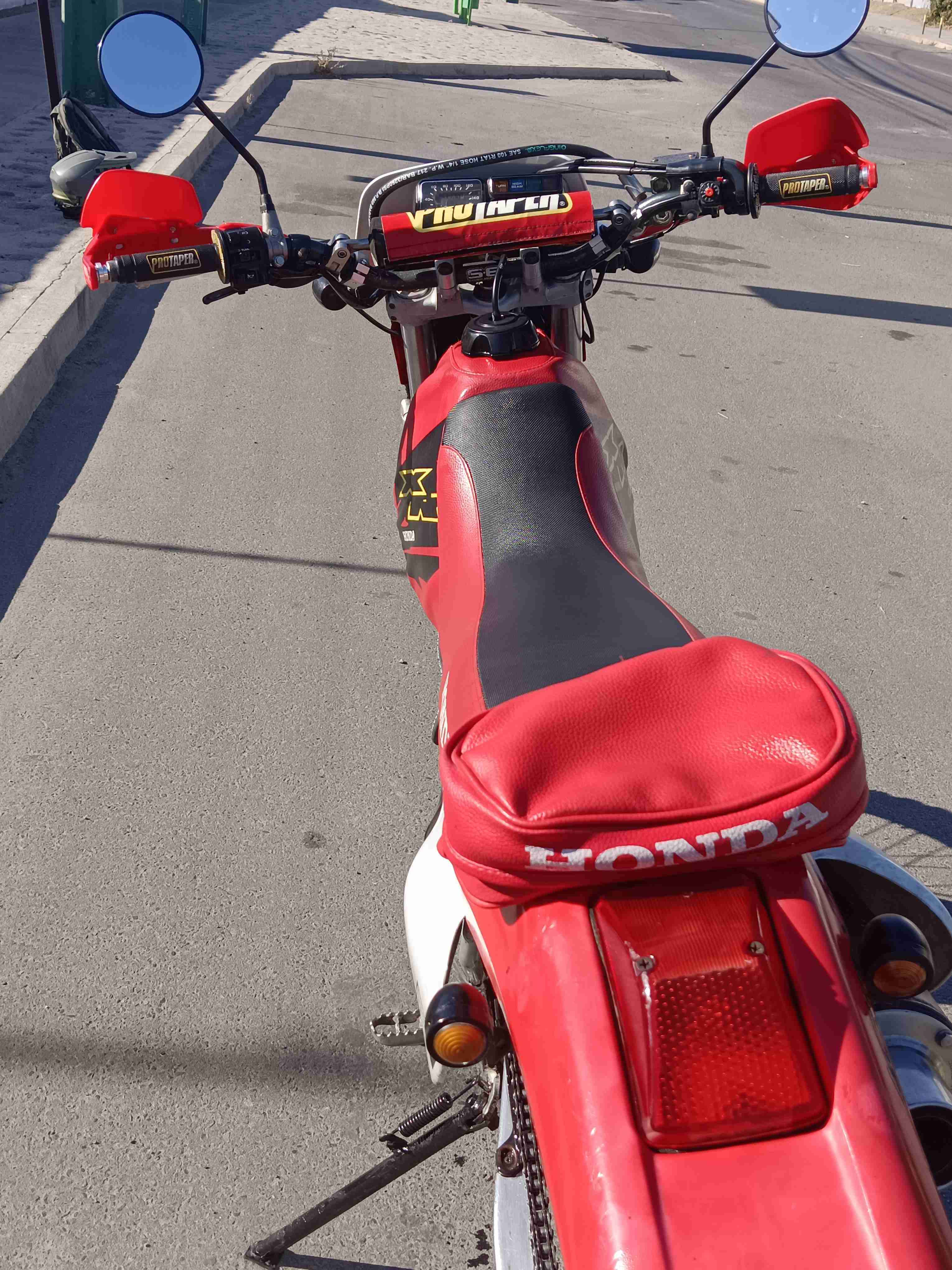 Moto Honda XR250R - miniatura 2