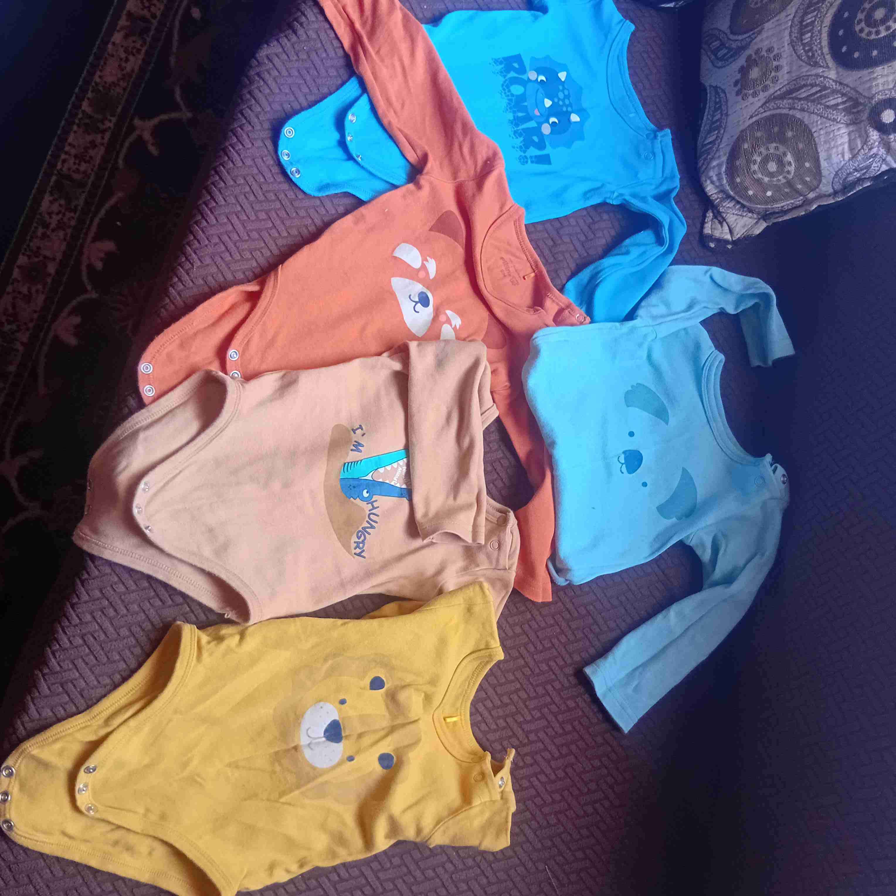 Pack de bodies de bebé coloridos - 1